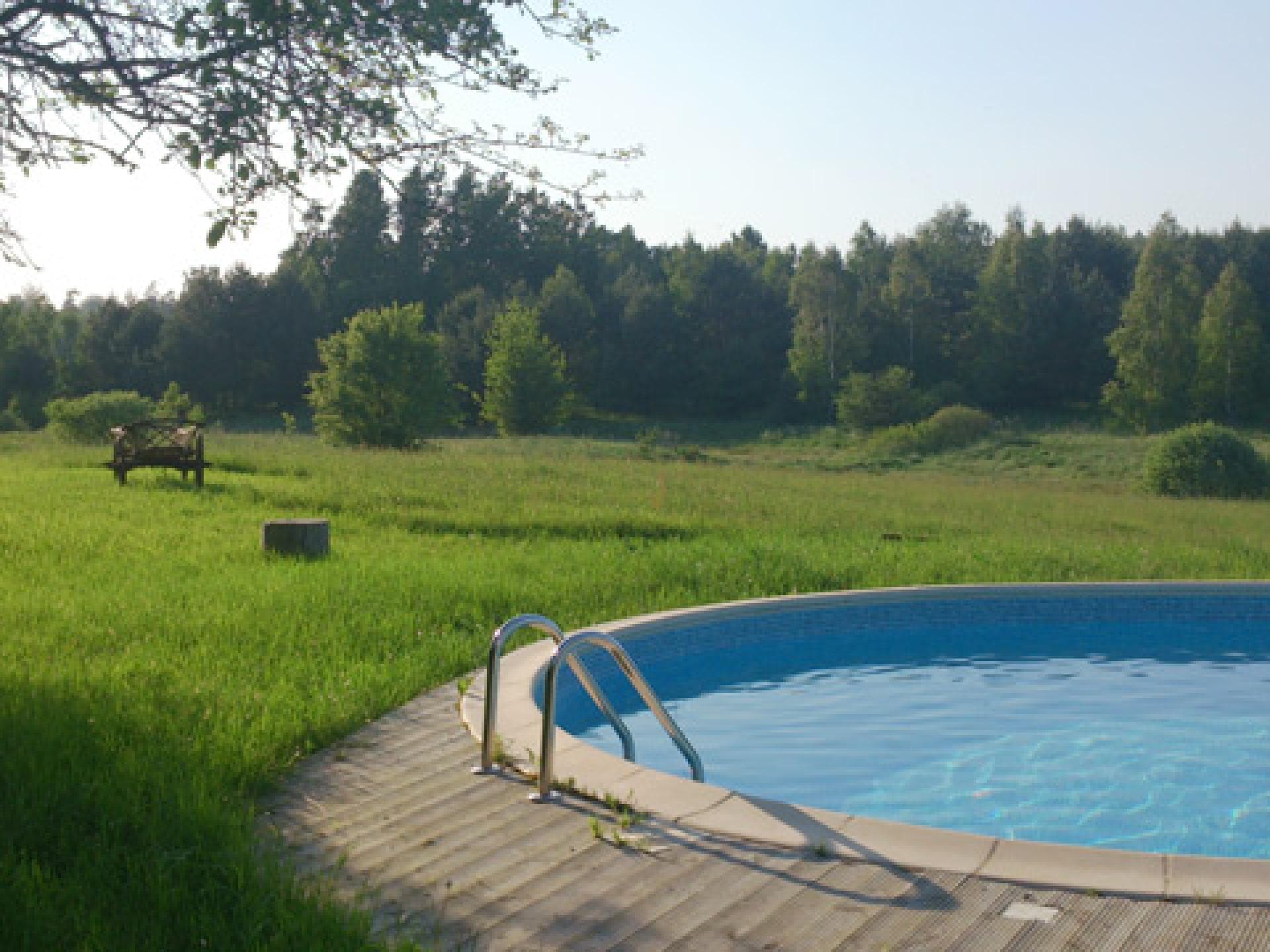 glamping-pool-glendoria-480x360-1966566.jpg