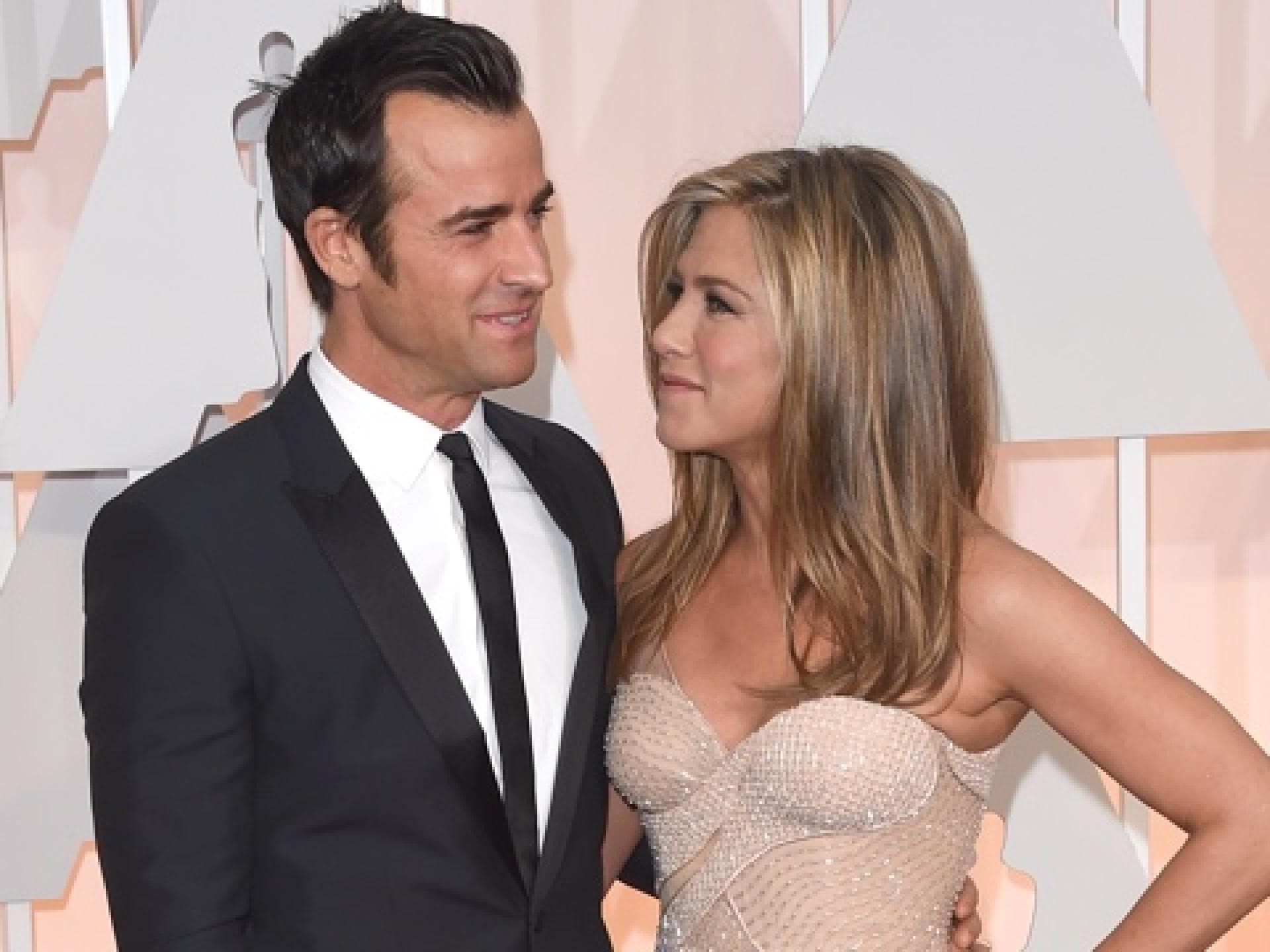 aniston-2073911.jpg aniston-2073911.jpg