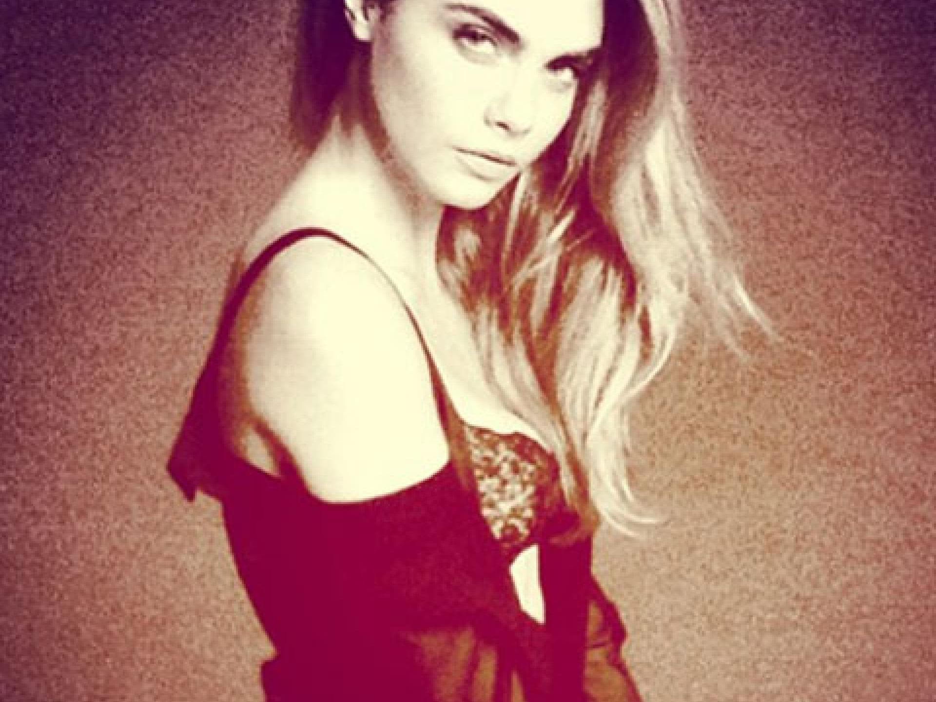 cara-delevingne-instagram-480x654-1890771.jpg cara-delevingne-instagram-480x654-1890771.jpg
