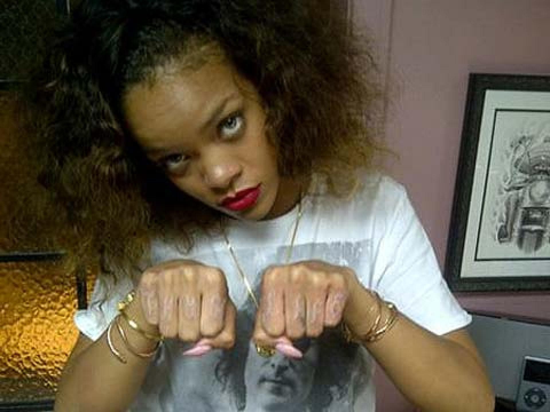 rihanna-weisses-tattoo-1904227.jpg rihanna-weisses-tattoo-1904227.jpg
