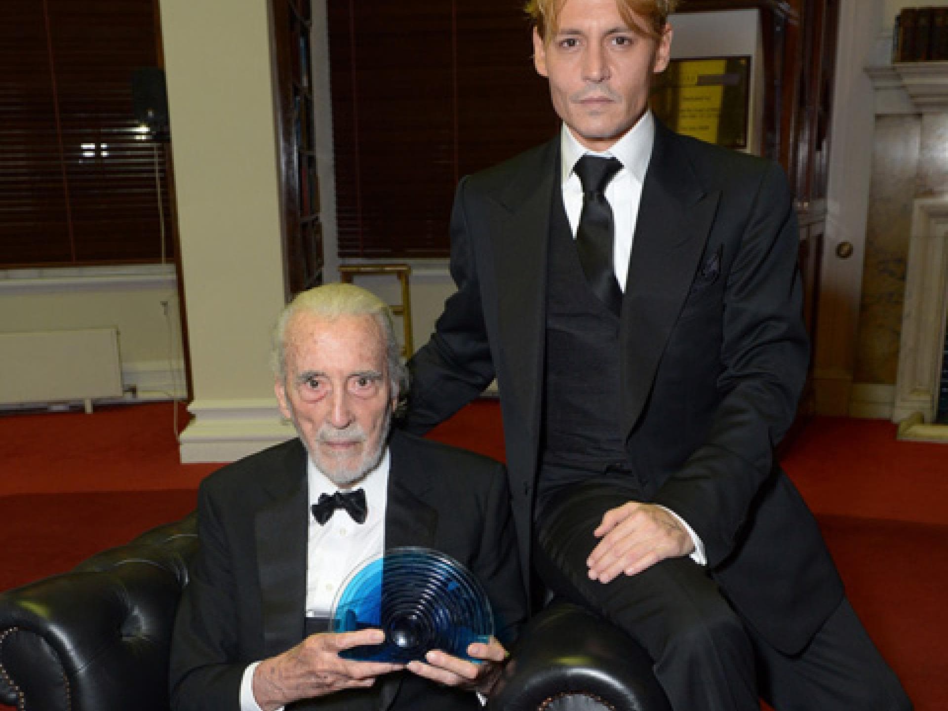 christopher-lee-johnny-depp-1874595.jpg christopher-lee-johnny-depp-1874595.jpg