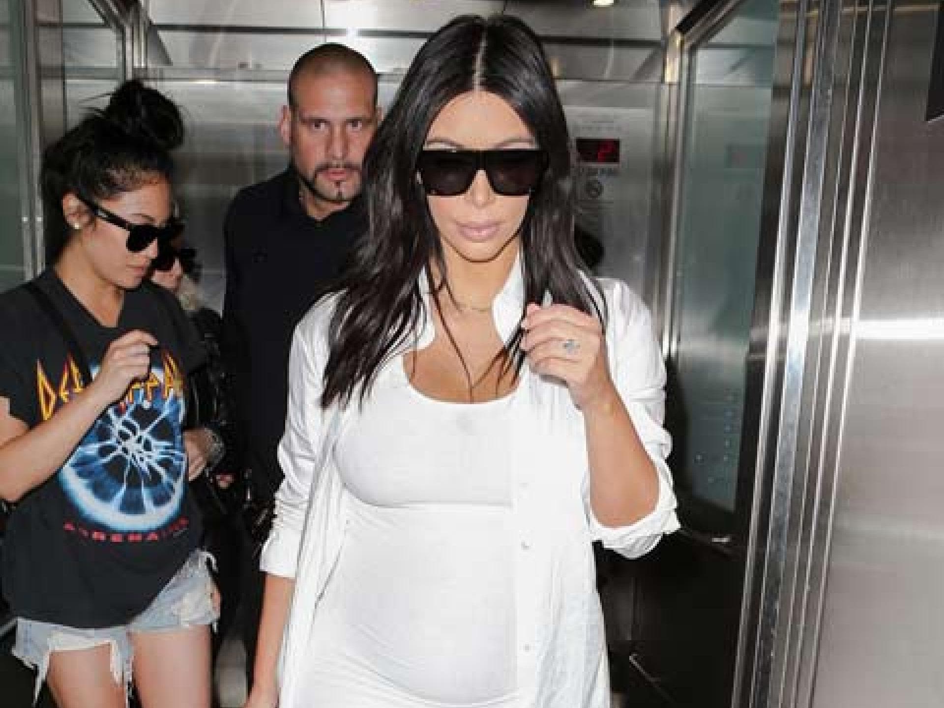 kim-kardashian-schwanger-in-weiss-spl-480x720-2074961.jpg kim-kardashian-schwanger-in-weiss-spl-480x720-2074961.jpg