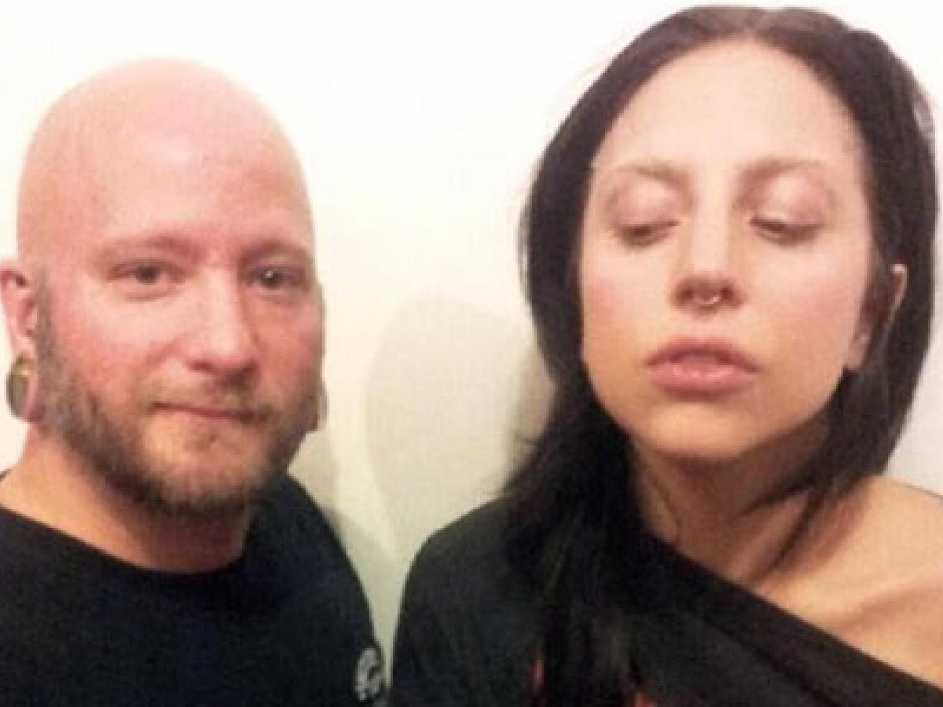 lady-gaga-nasenpiercing-480x300-1834997.jpg