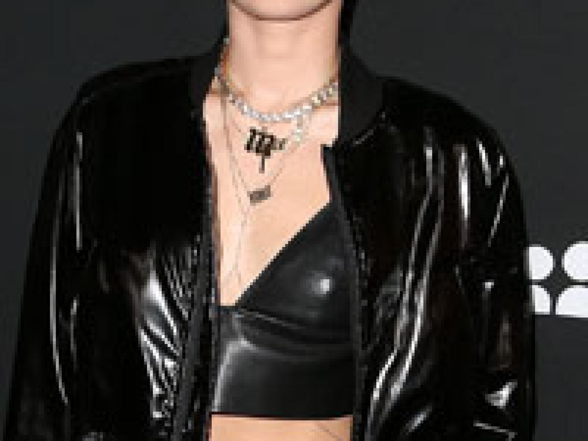 miley-cyrus-1818214.jpg