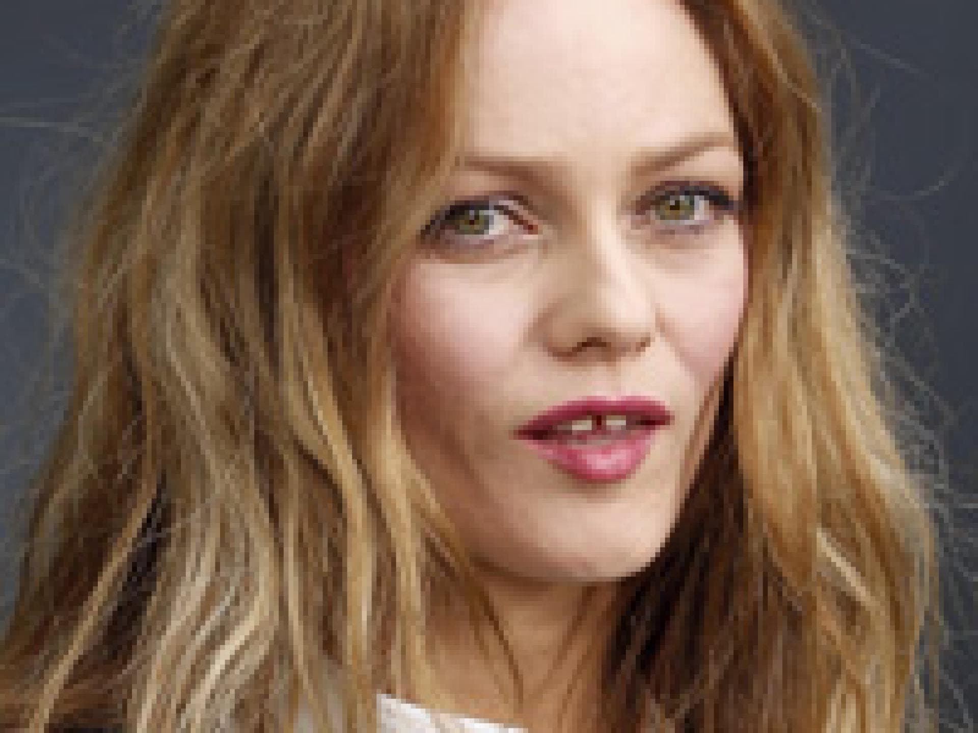 vanessa-paradis-1802126.jpg vanessa-paradis-1802126.jpg