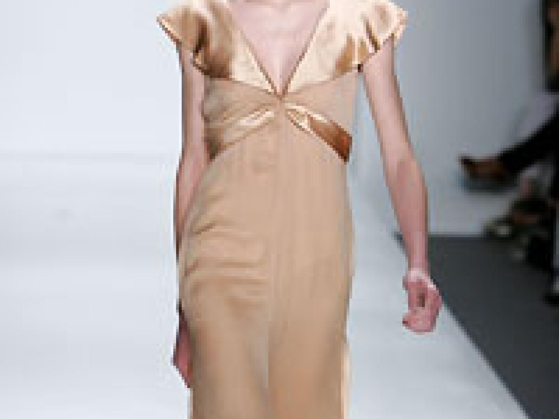 zarter-seiden-chiffon-mix-bei-venexiana-bild-getty-images-200x377-7887.jpg