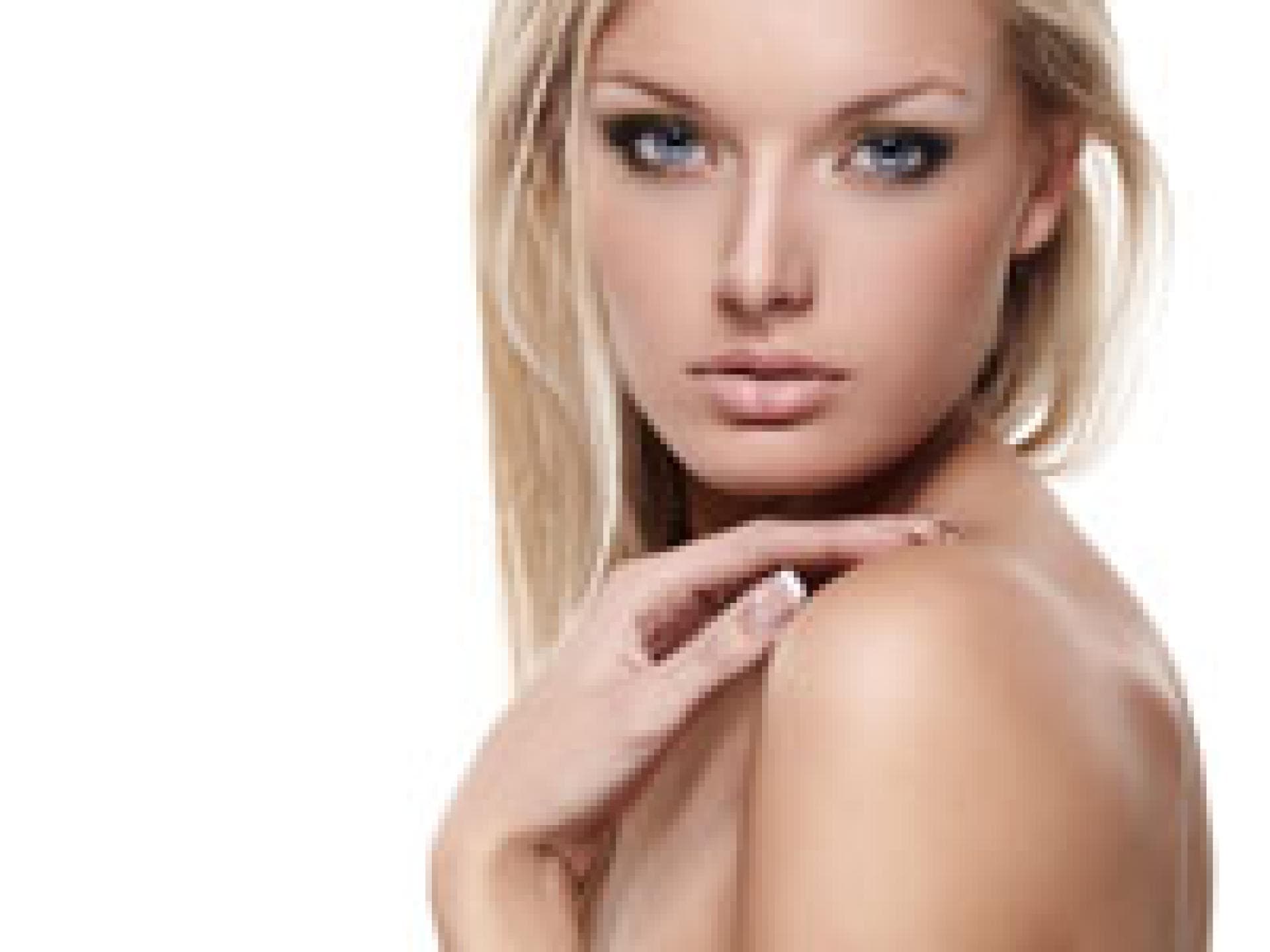 model-blond-200x200-bild-1-1358438.jpg