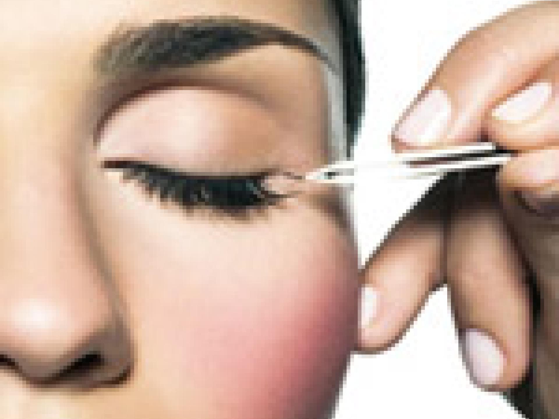 make-up-tutorials-falsche-wimpern-anbringen-150x150-bild-10-919195.jpg make-up-tutorials-falsche-wimpern-anbringen-150x150-bild-10-919195.jpg