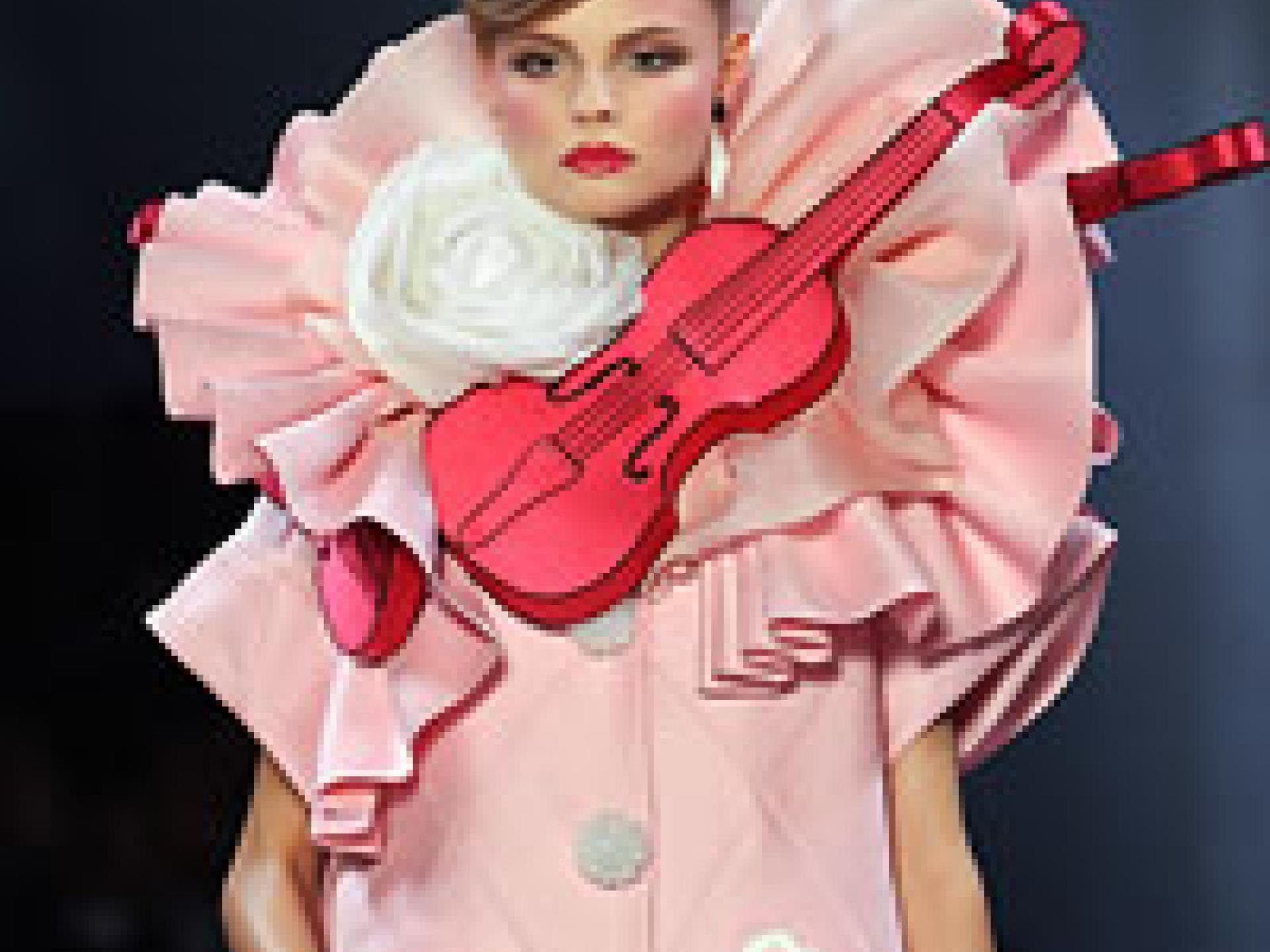 die-highlights-der-paris-fashion-week-2008-200x301-11045.jpg die-highlights-der-paris-fashion-week-2008-200x301-11045.jpg