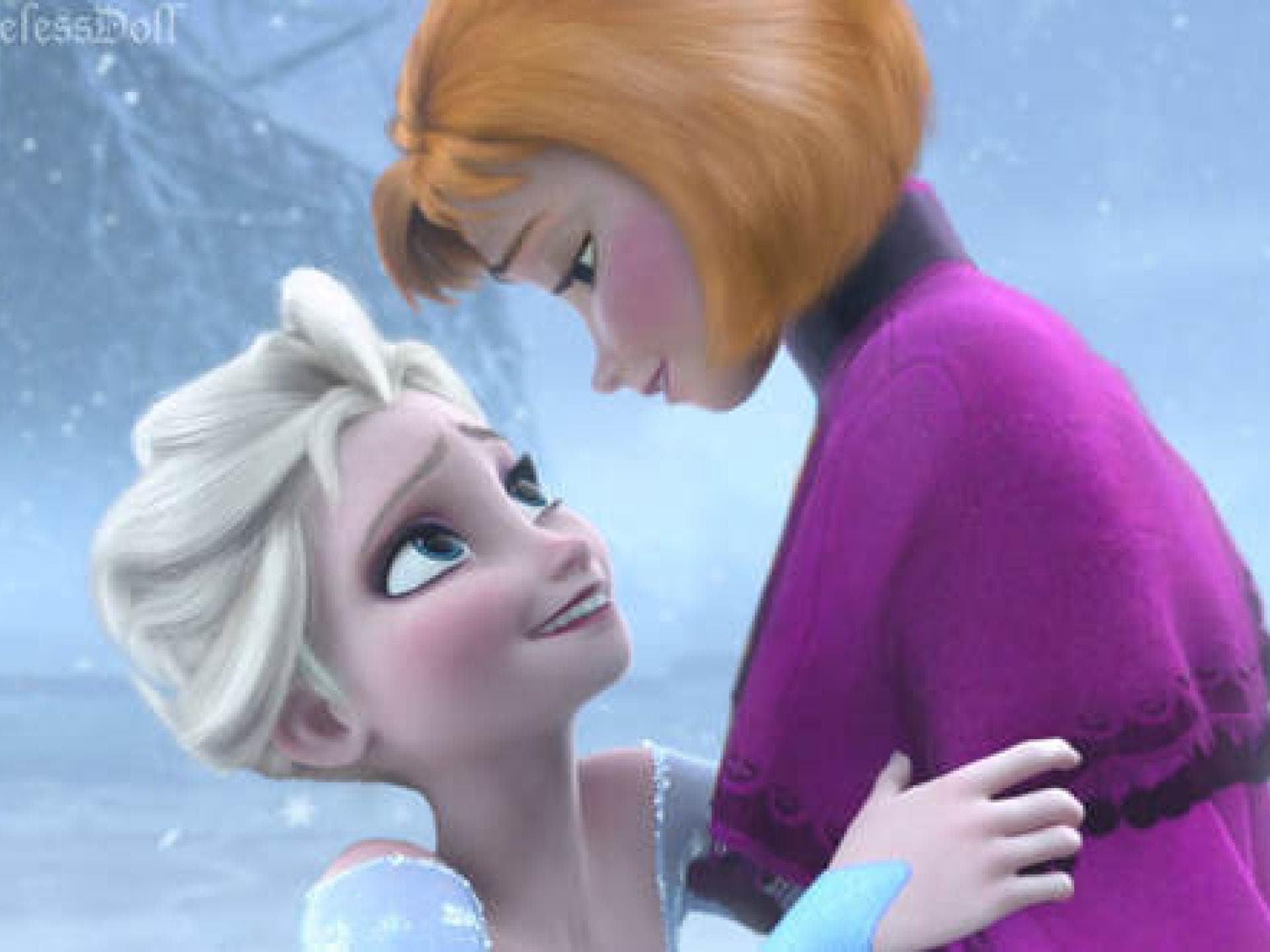 Elsa und Anna mit kurzen Haaren