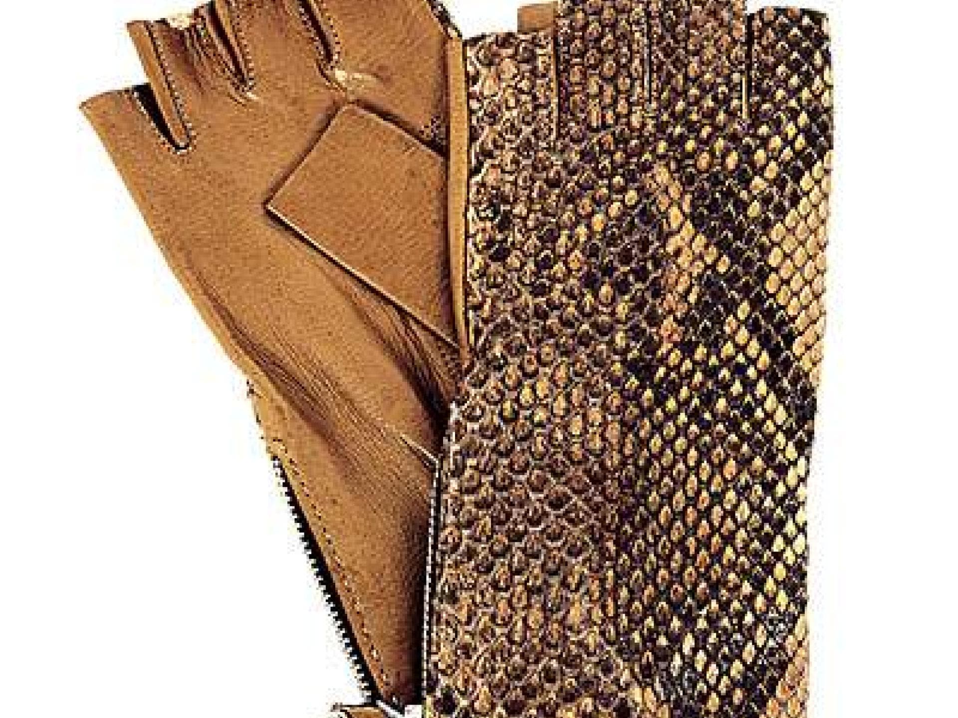 Kurze Handschuhe von N. Peter Kurze Handschuhe von N. Peter