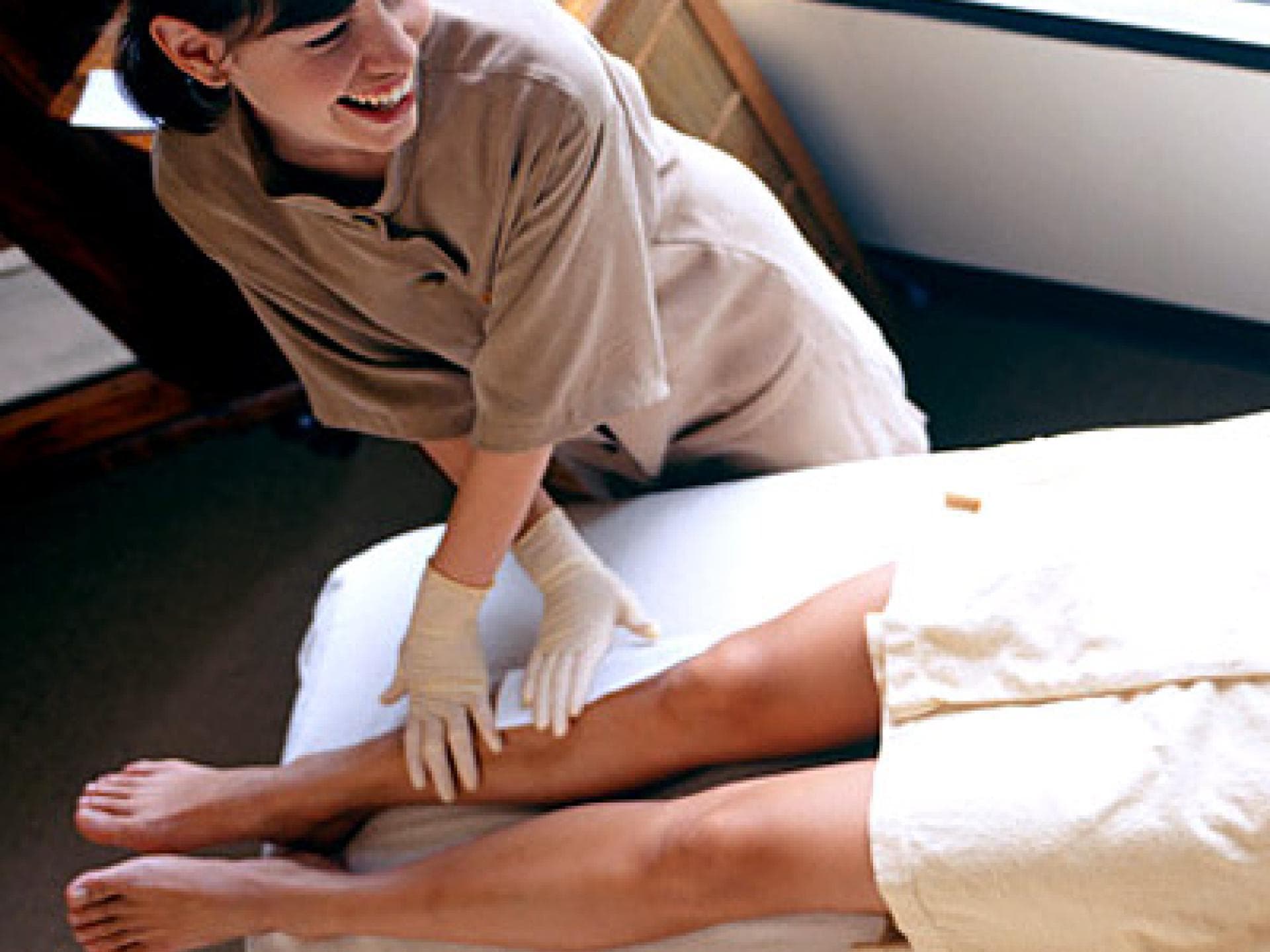 Haare entfernen - Waxing in der Mittagspause Haare entfernen - Waxing in der Mittagspause