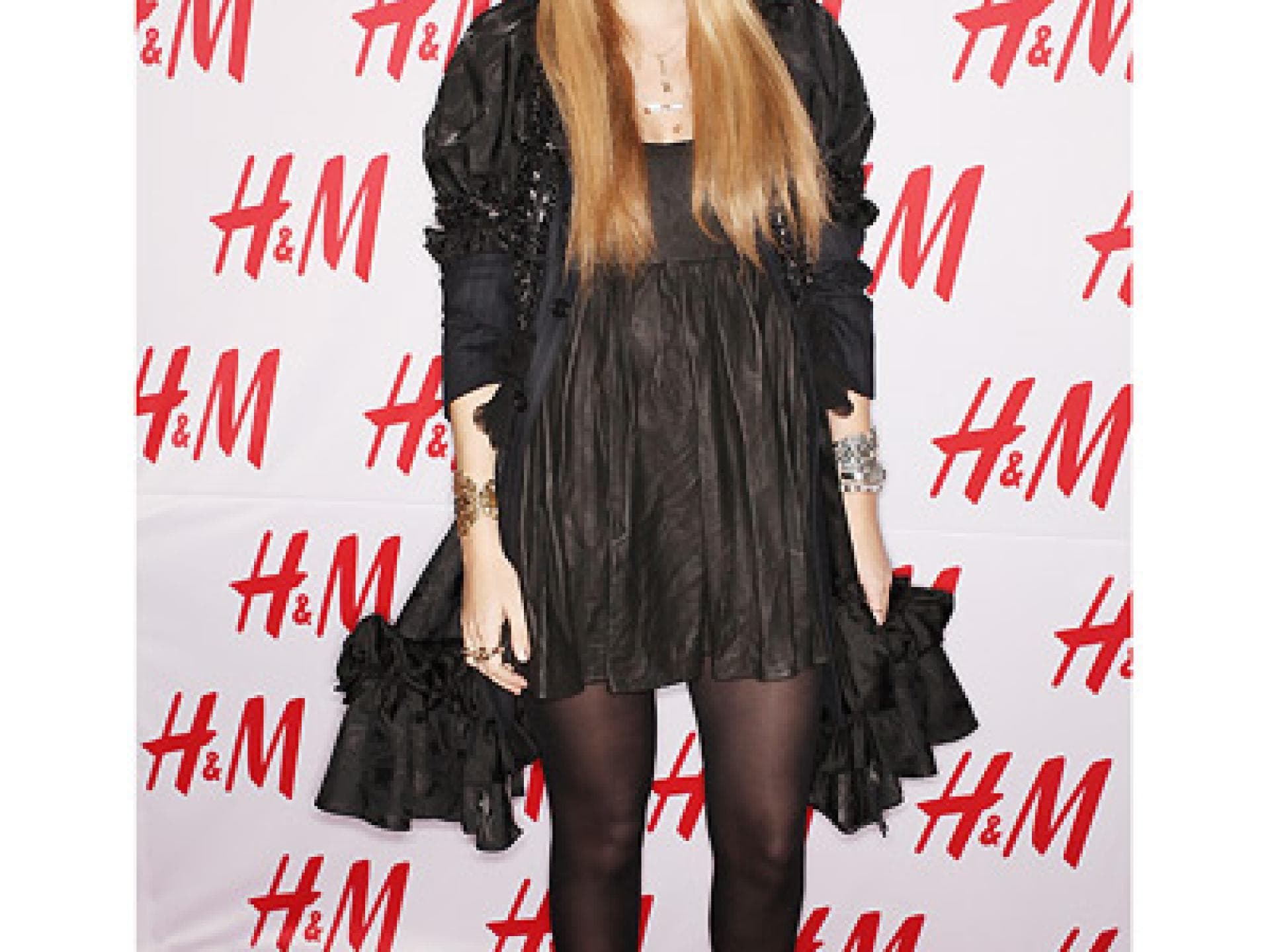 Mischa Barton im Mantelkleid Mischa Barton im Mantelkleid