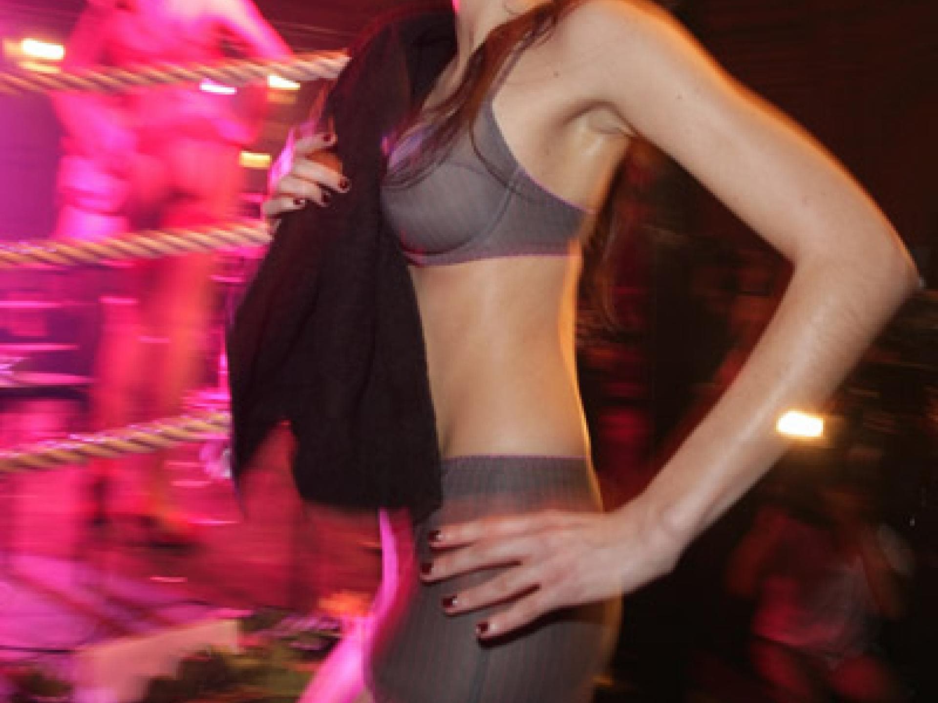 Dessous-Model von AP