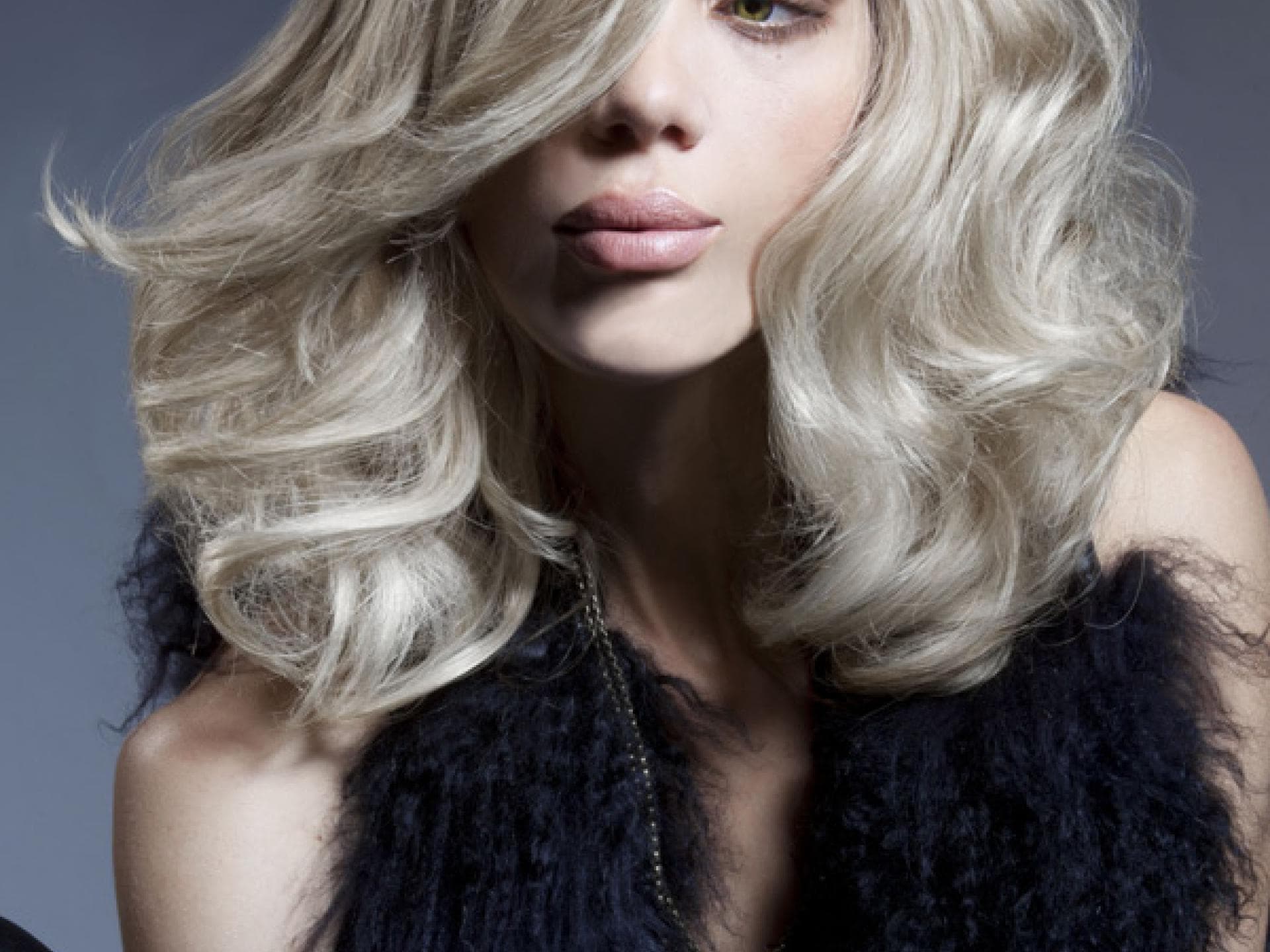 Frisur für dickes, welliges Haar