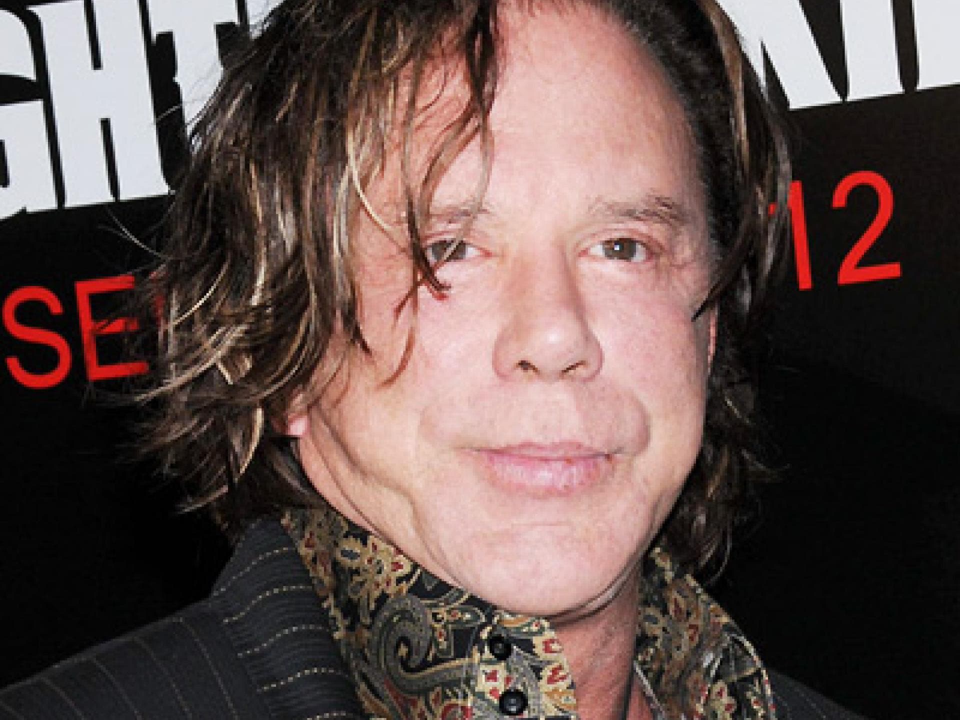 Mickey Rourke mit gepuderten Gesicht