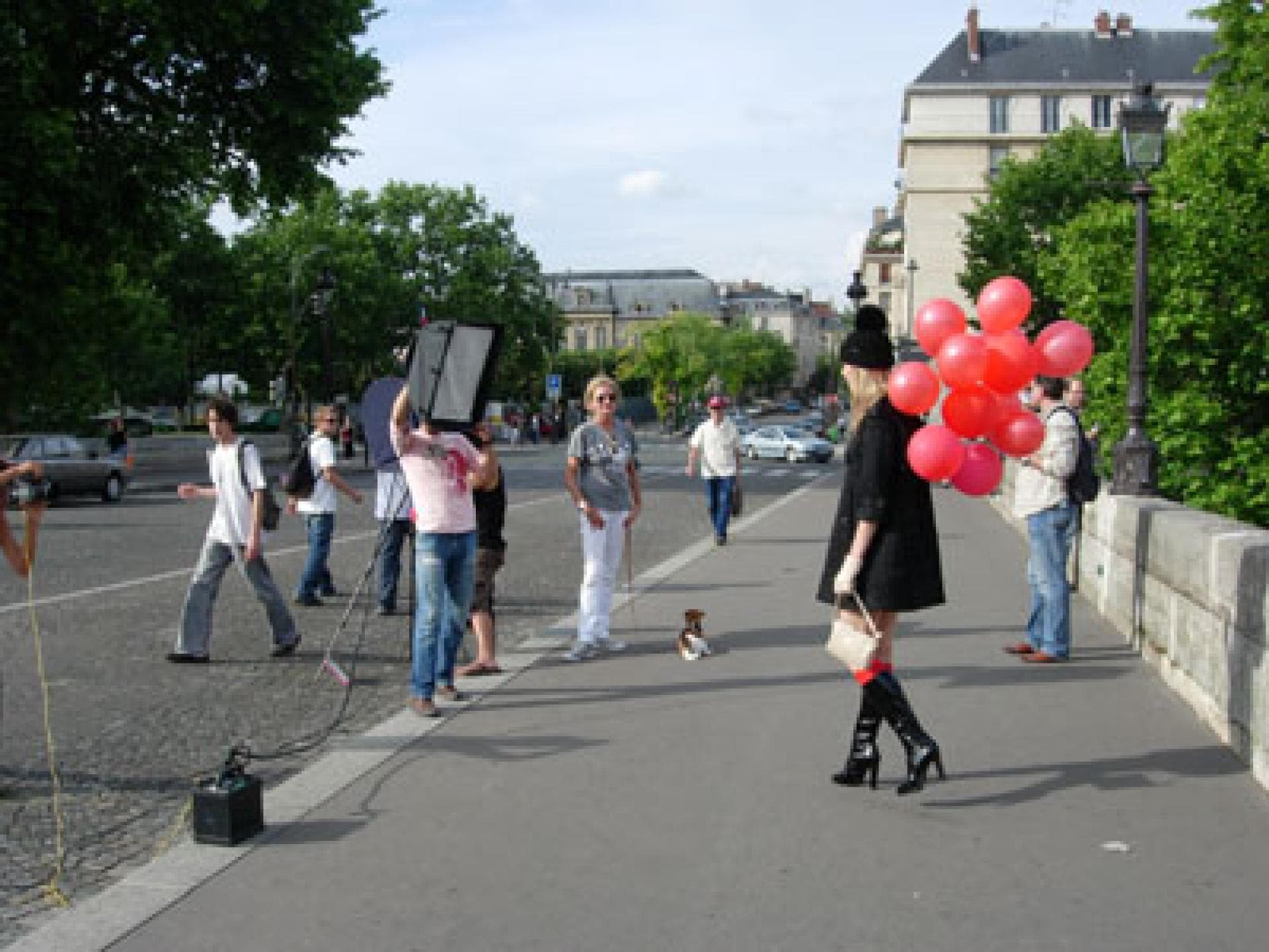 jolie loves paris jolie loves paris
