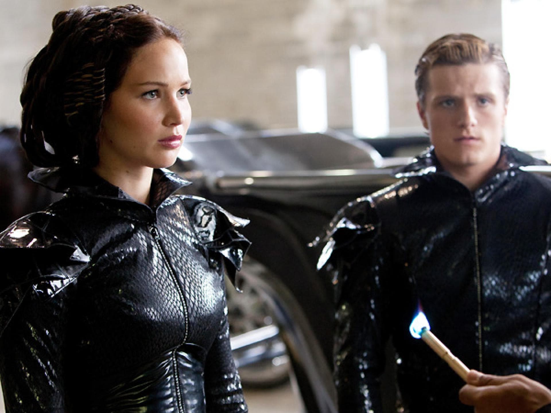Katniss und Peeta im Training Katniss und Peeta im Training