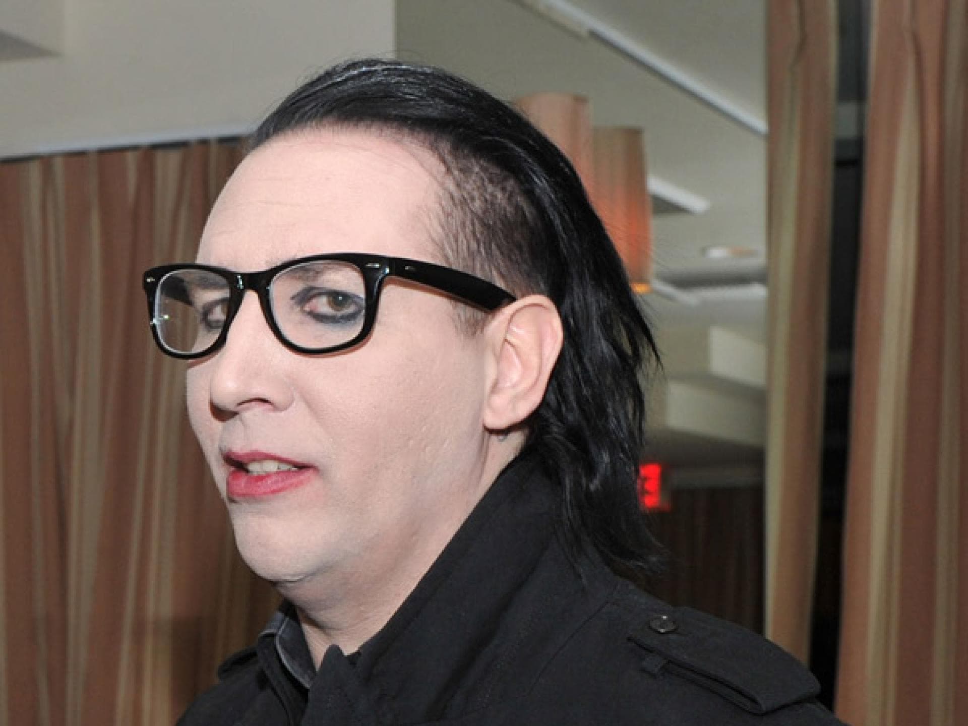 Ist Marilyn Manson hässlich? Ist Marilyn Manson hässlich?