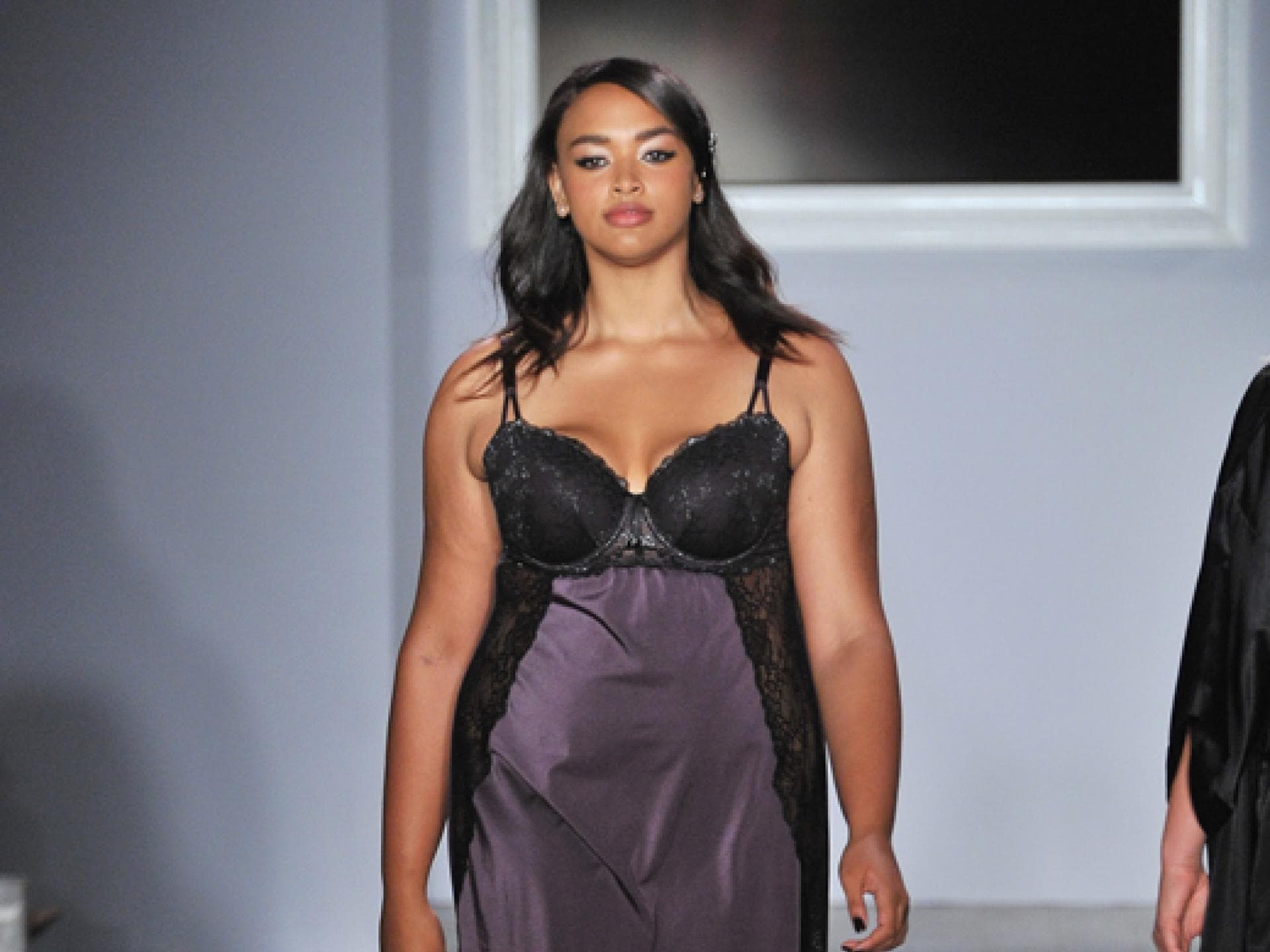 ashley-graham-lingerie-collection-nyfw-2085426.jpg ashley-graham-lingerie-collection-nyfw-2085426.jpg