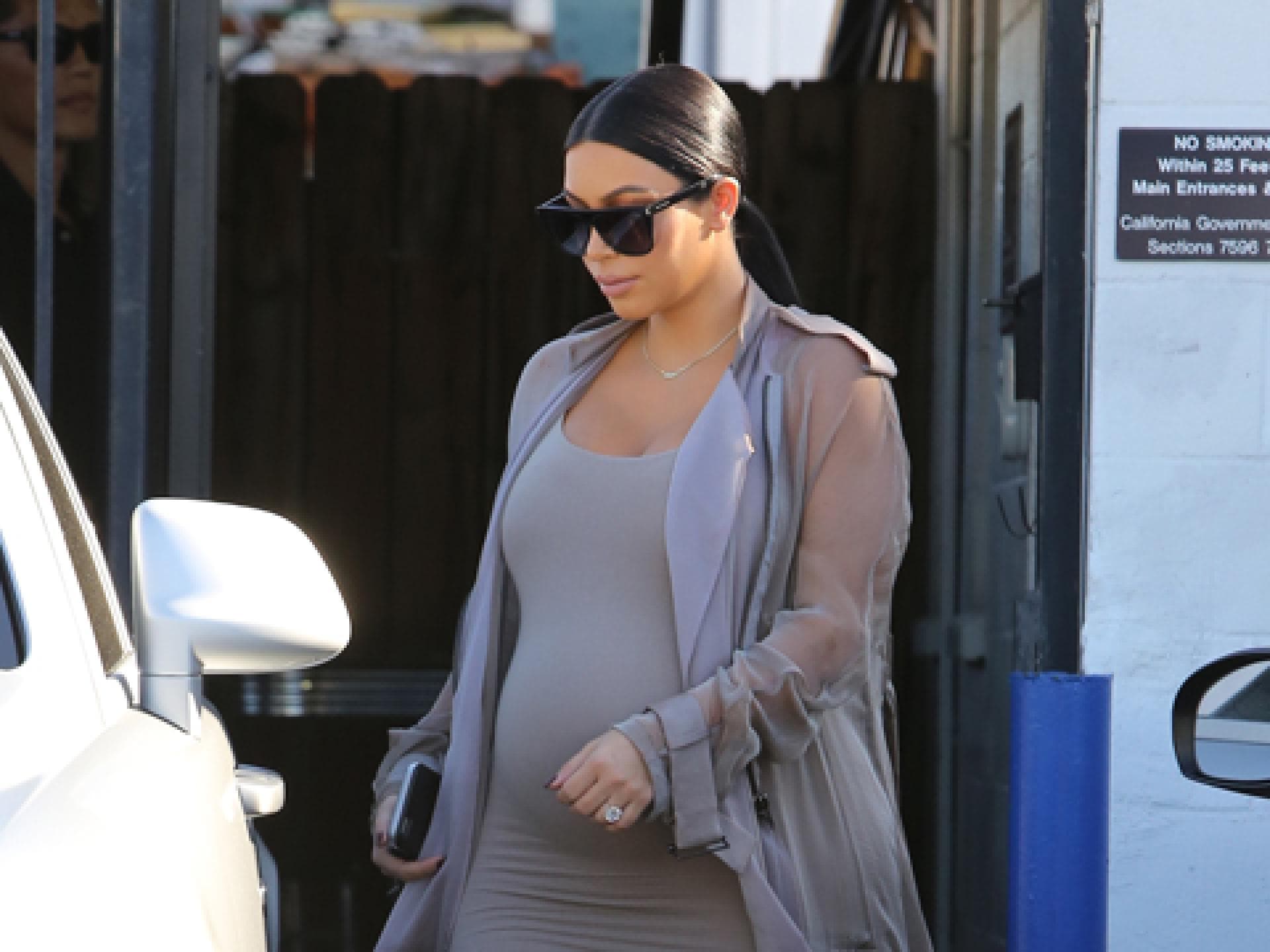 kim-kardashian-schuhe-2088035.jpg