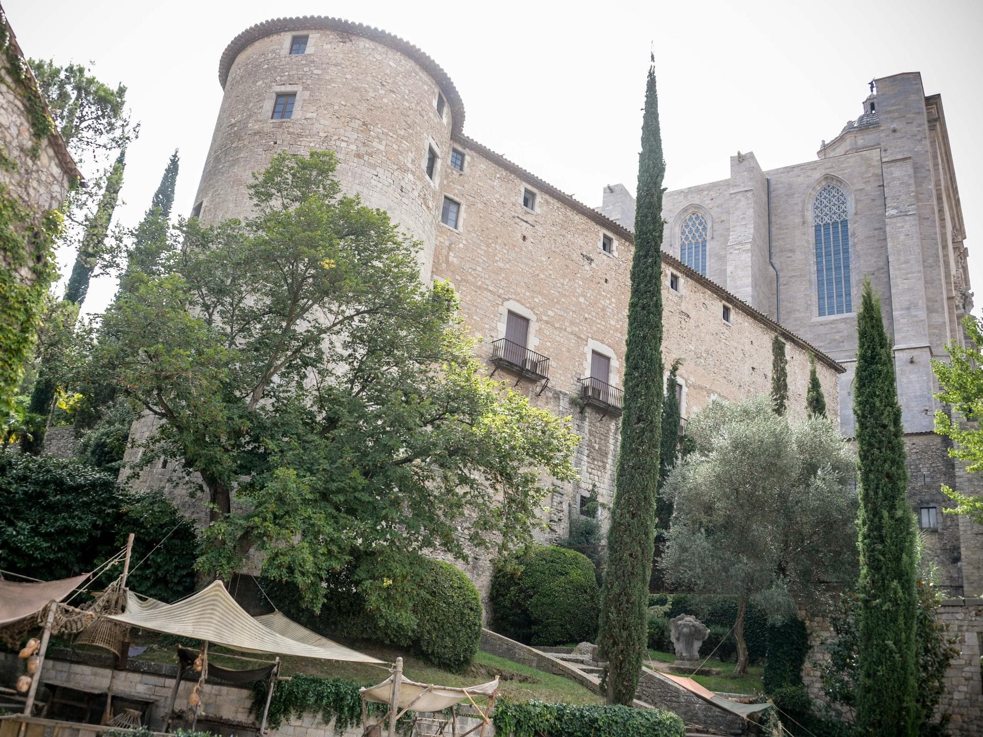 girona-interred-1200x900