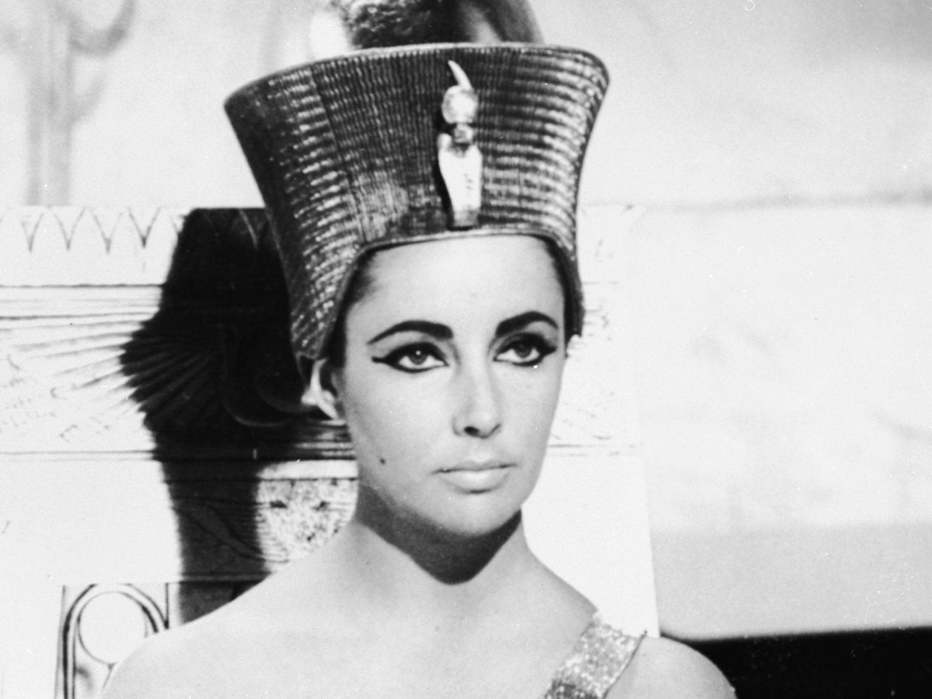 Cleopatra-Lippen-1200x900