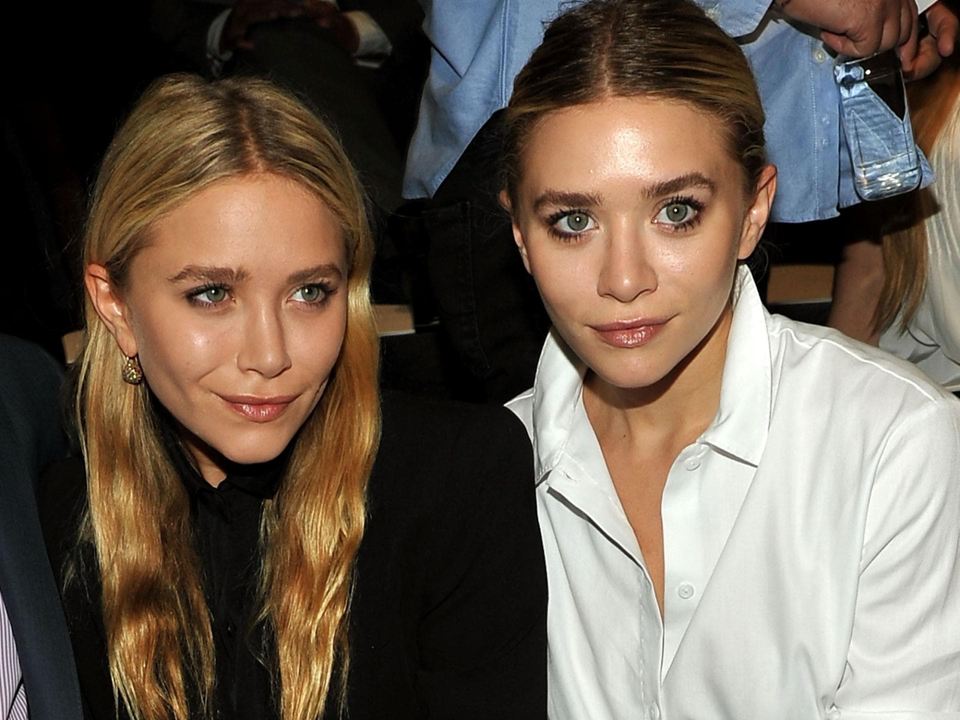 mary-kate-und-ashley-olsen-front-row-