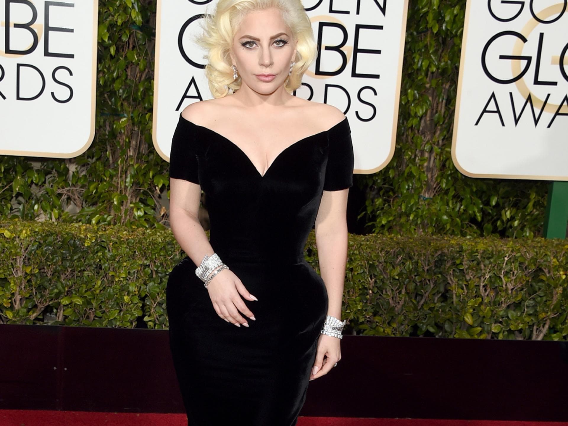 Lady-Gaga-Kleid-1200x1800 Lady-Gaga-Kleid-1200x1800