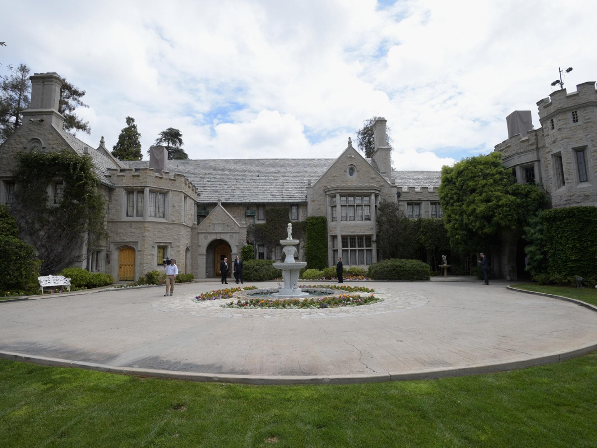 playboy mansion playboy mansion