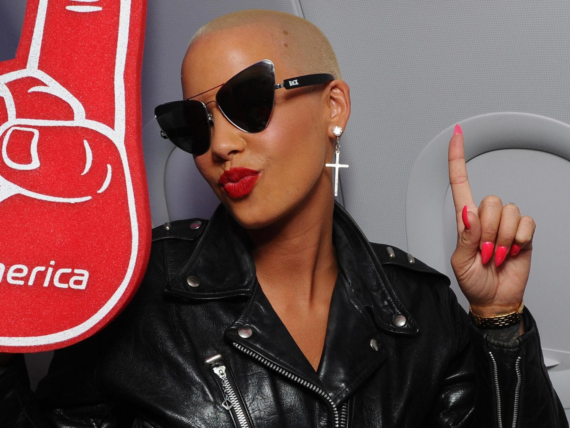 amber-rose-tweet-des-jahres-1200 amber-rose-tweet-des-jahres-1200