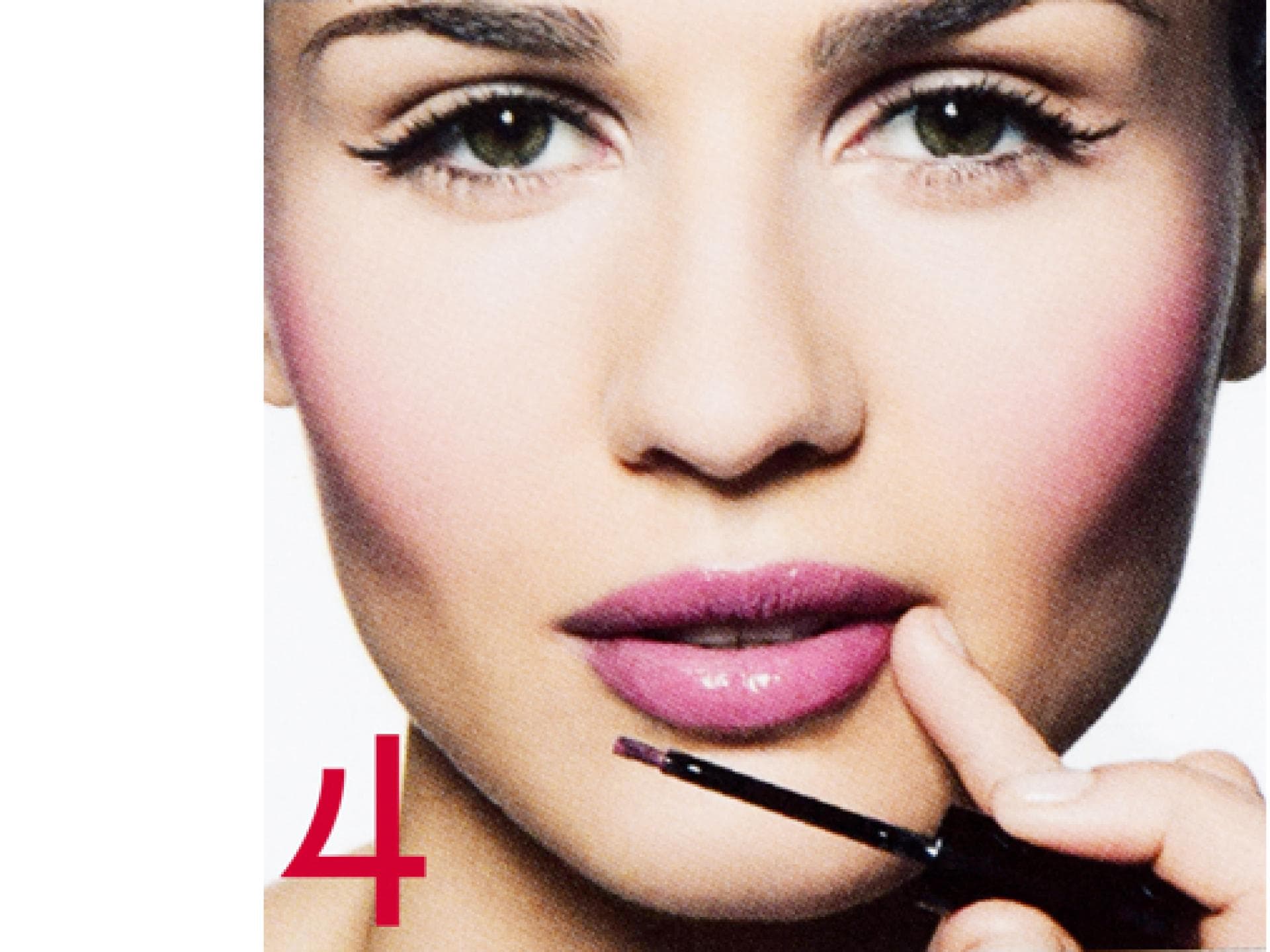 Bobbi-Brown-Lipgloss-Step-4-400x380 Bobbi-Brown-Lipgloss-Step-4-400x380