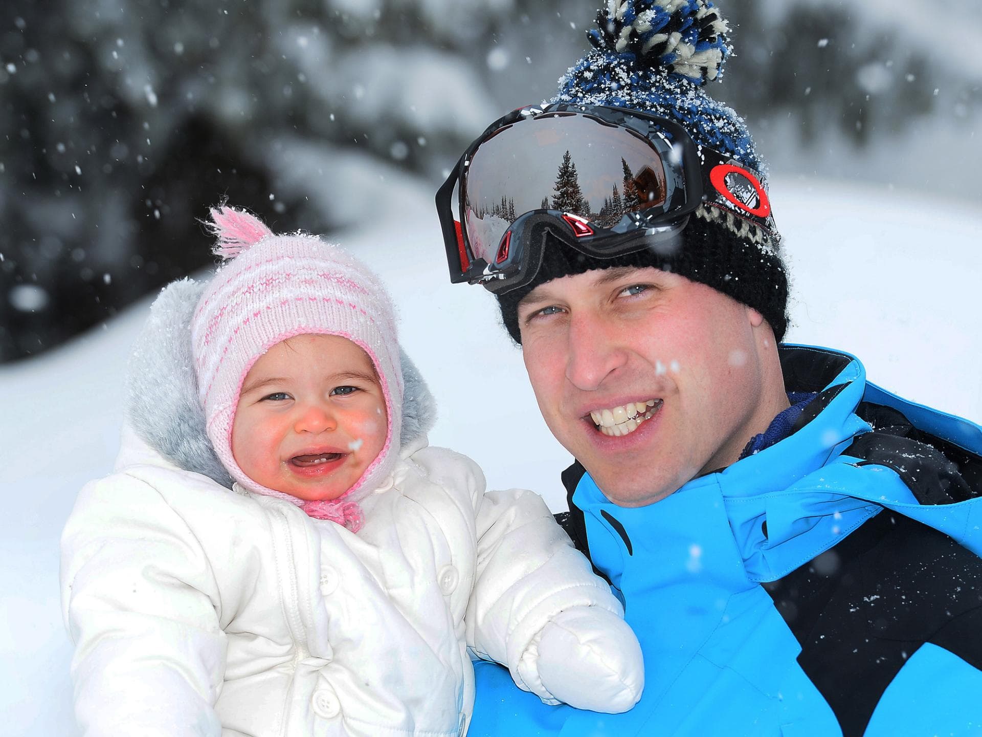 William-und-Charlotte-im-Schnee-2000x1500 William-und-Charlotte-im-Schnee-2000x1500