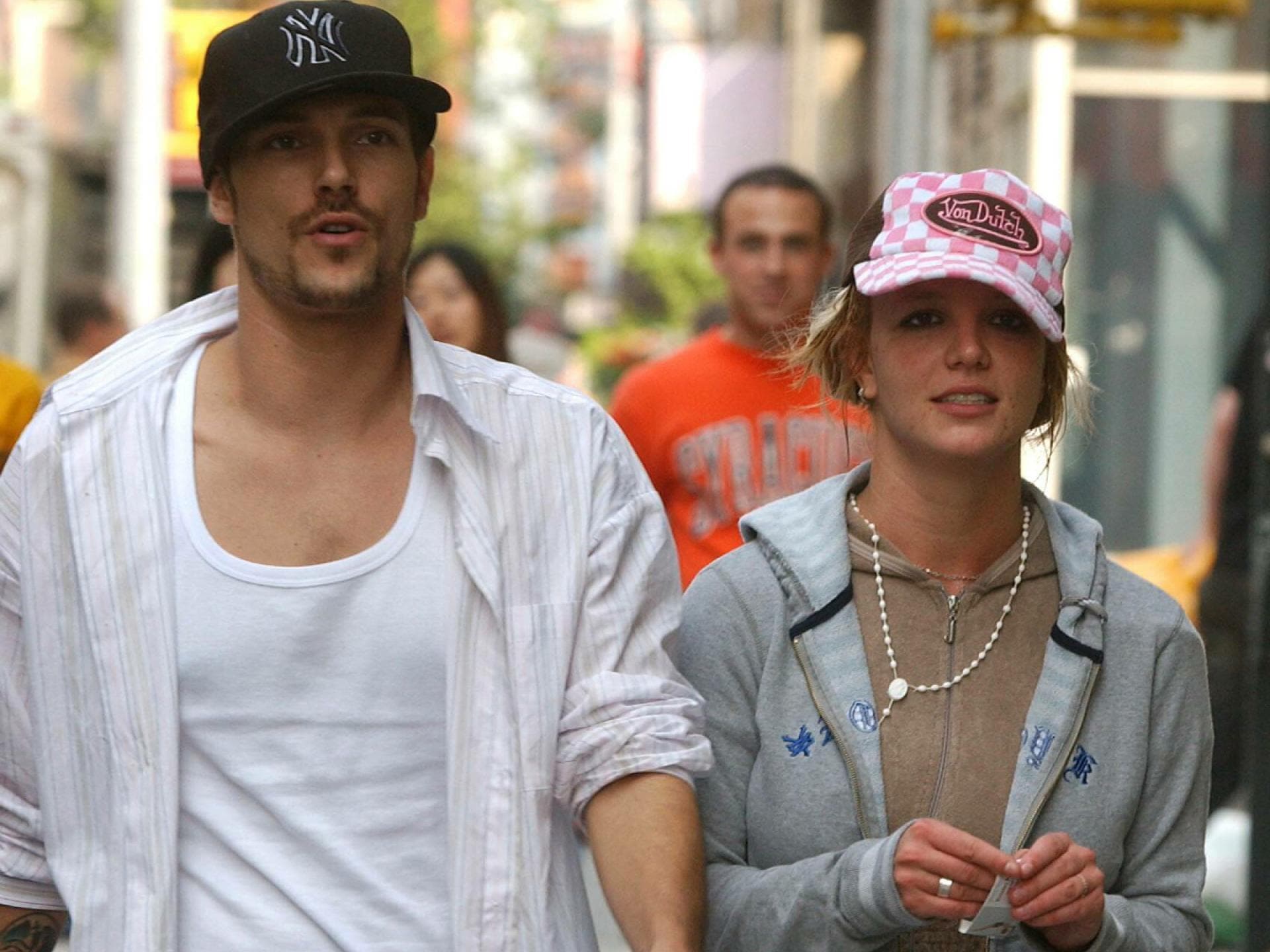 britney-spears-von-dutch