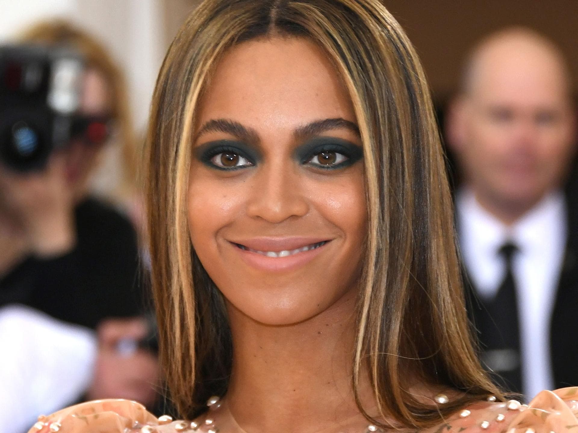 Beyonce-Look-Met-Gala-2016 Beyonce-Look-Met-Gala-2016