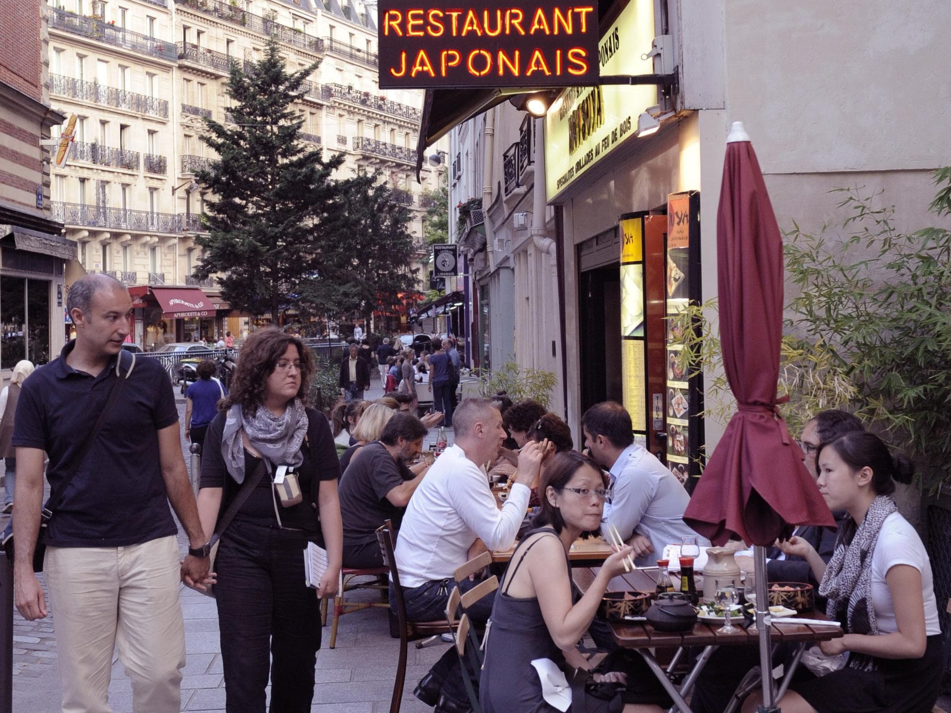 Rue Sainte-Anne Lila
