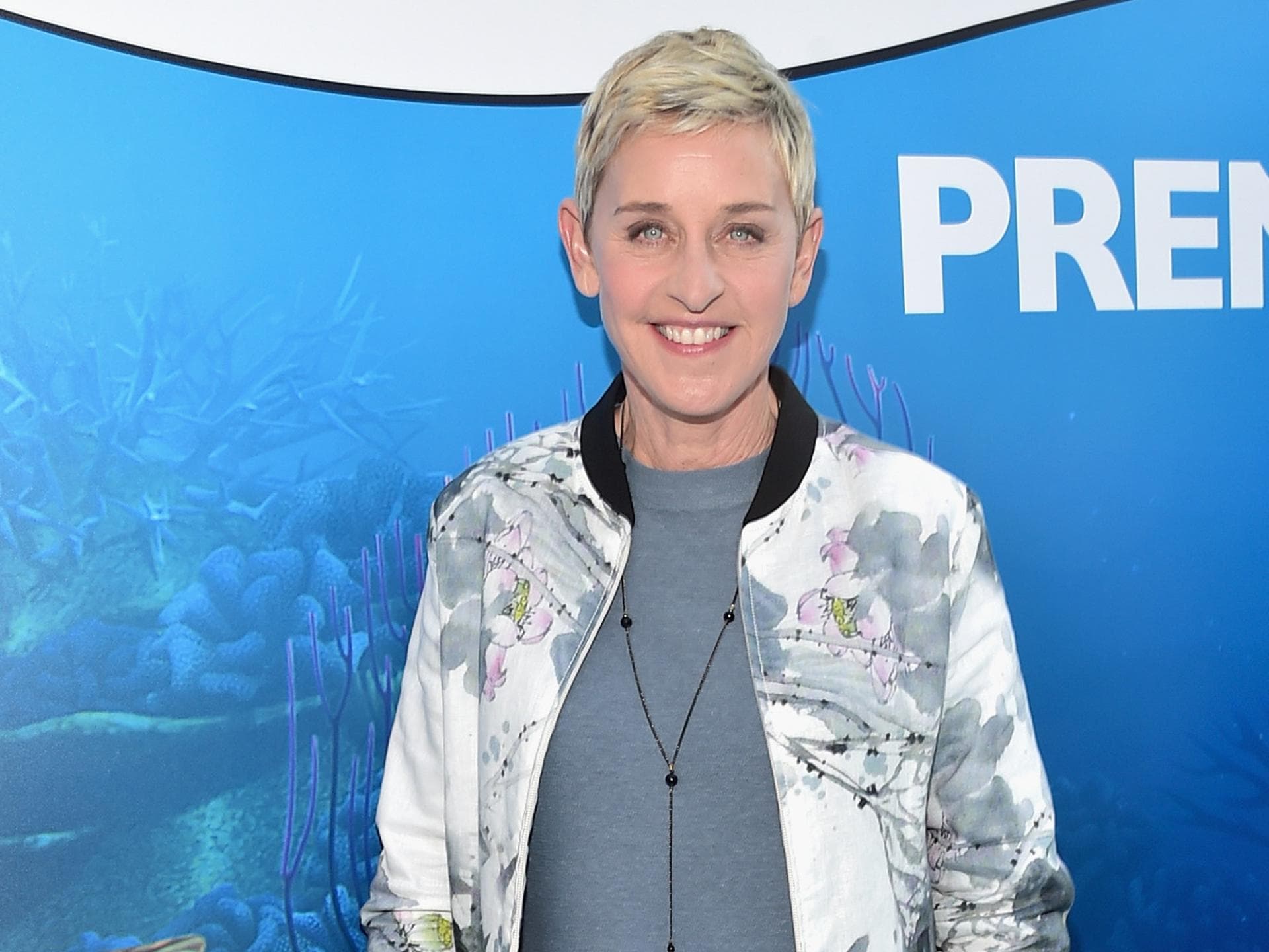 Ellen-DeGeneres-Firstsevenjobs-2000x1500 Ellen-DeGeneres-Firstsevenjobs-2000x1500