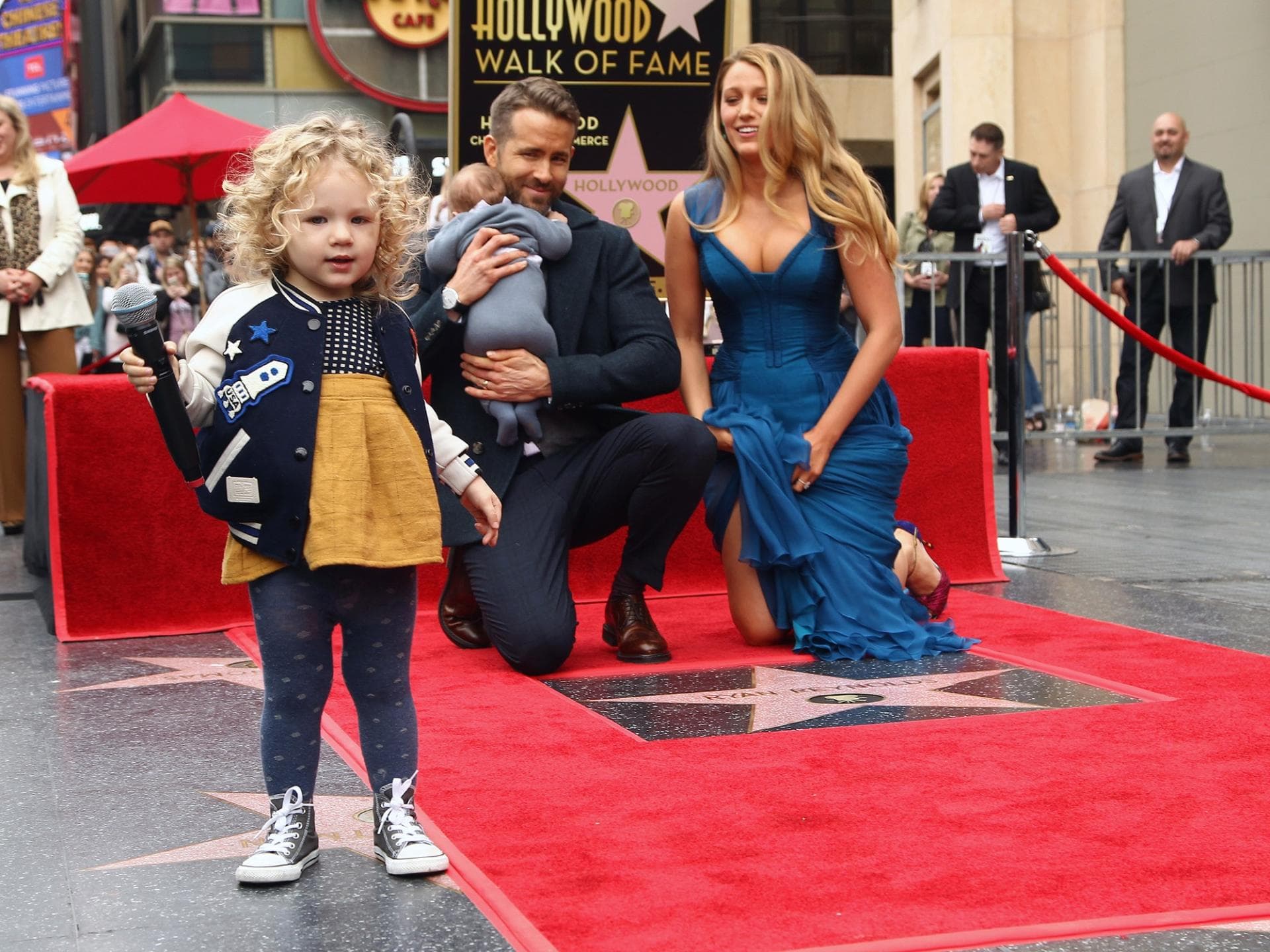 blake lively kinder blake lively kinder