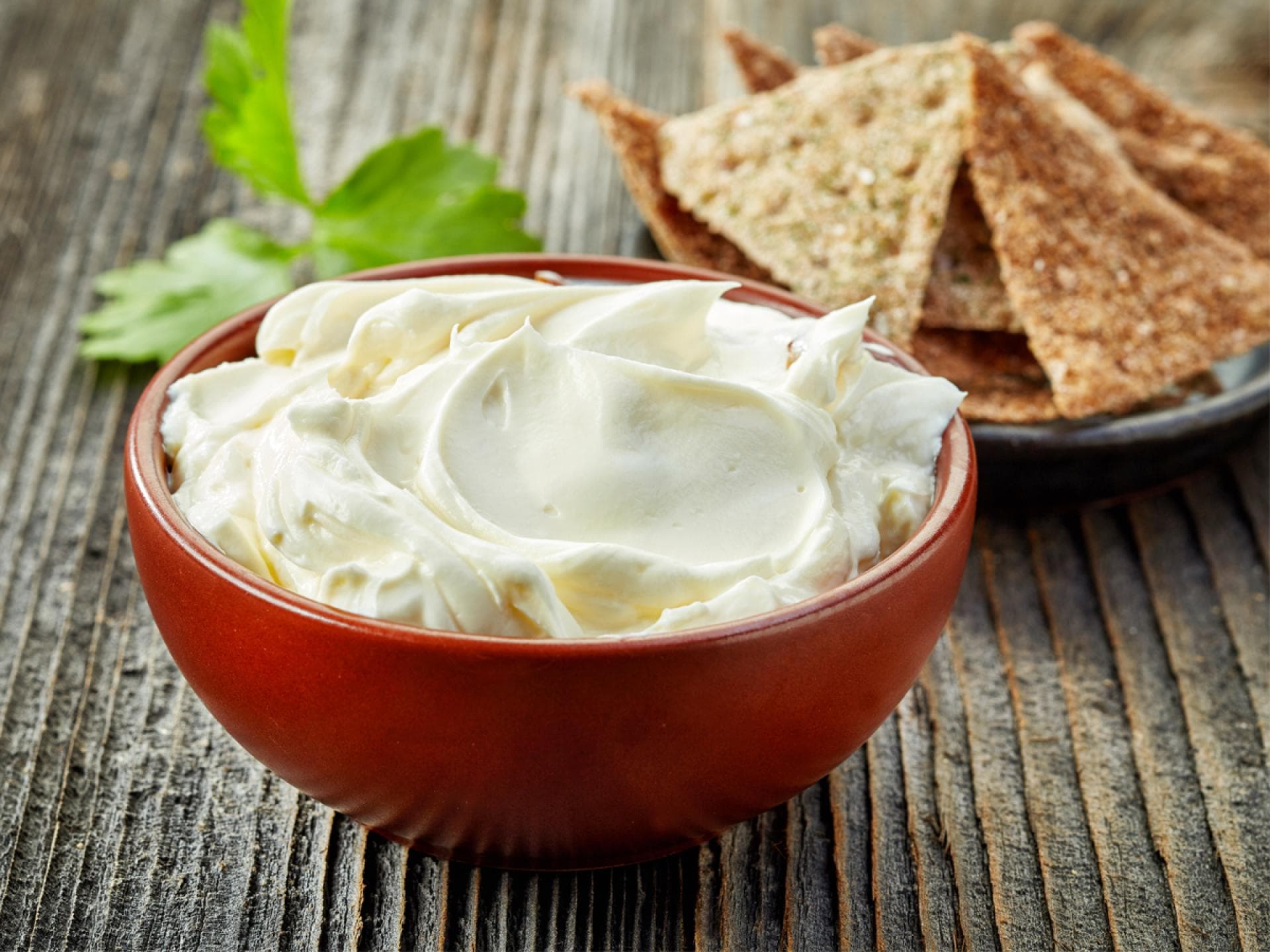 Sesam Quark Dip Rezept istock