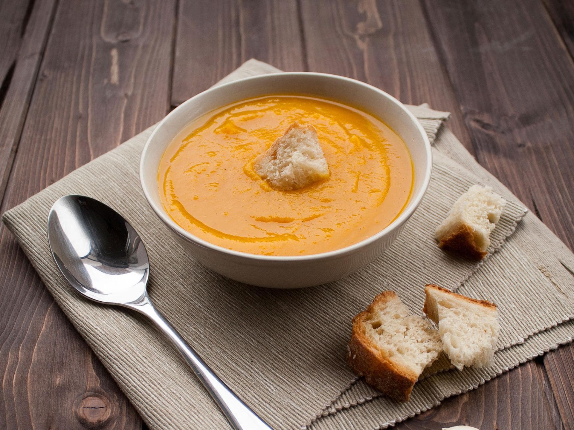 Chia-Kürbissuppe Chia-Kürbissuppe