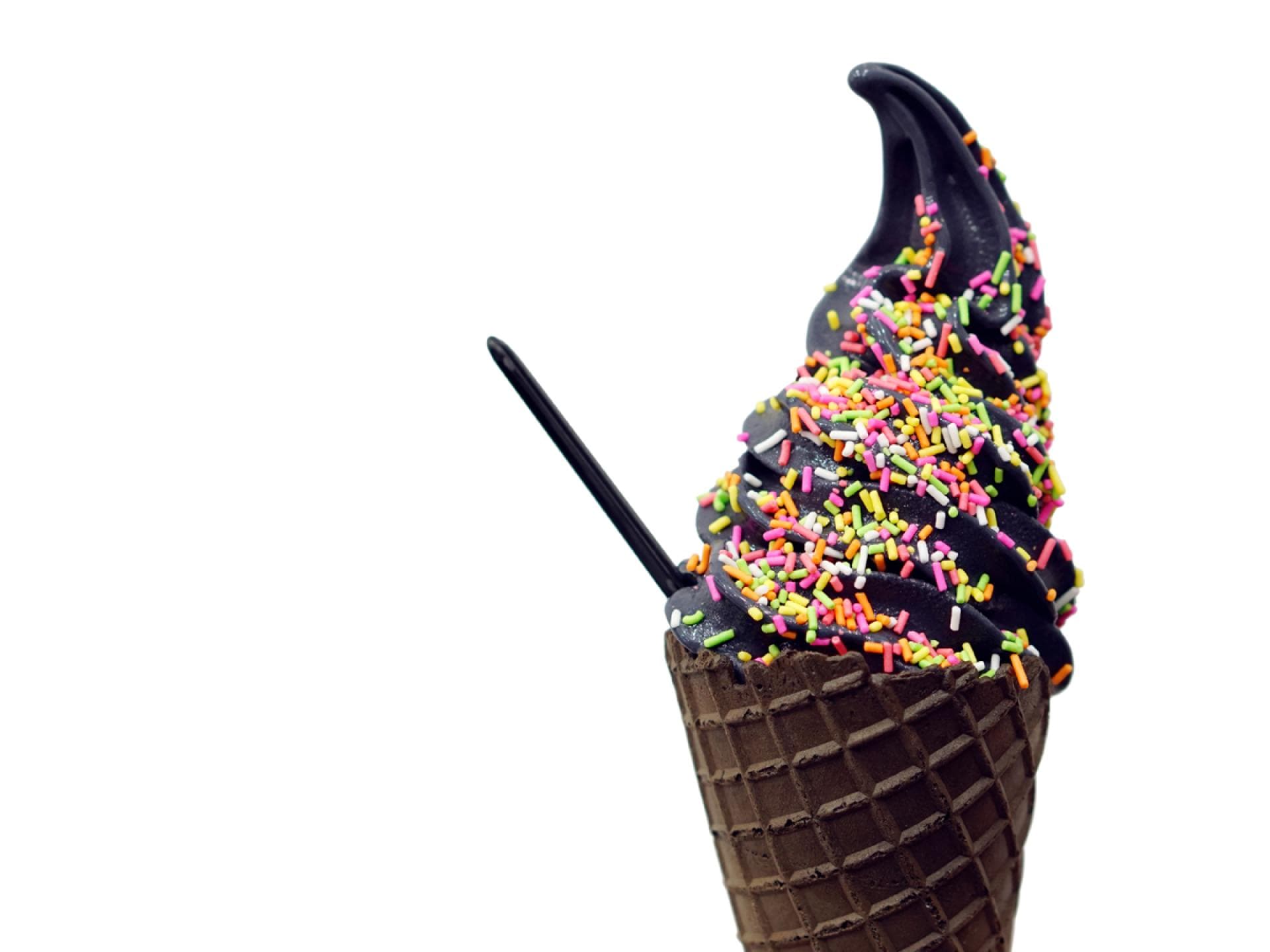 Schwarze Eiscreme