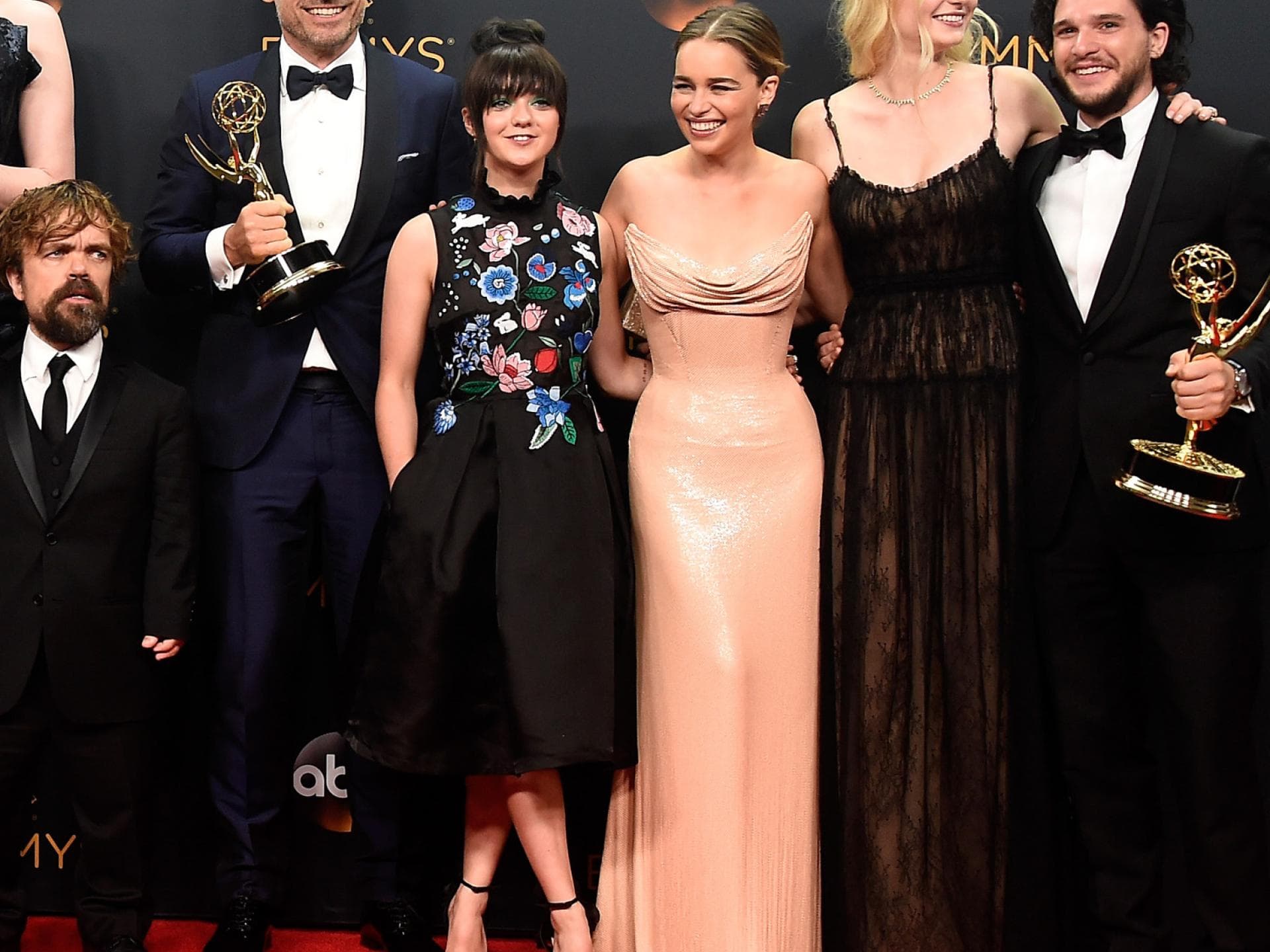 So viel verdienen die Game of Thrones Darsteller So viel verdienen die Game of Thrones Darsteller