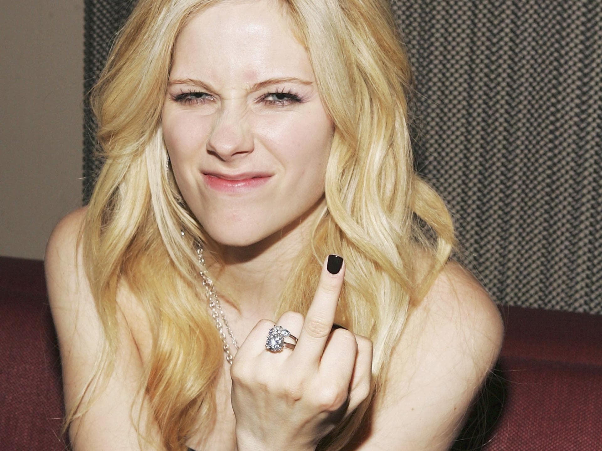 Avril Lavigne STinkefinger Avril Lavigne STinkefinger