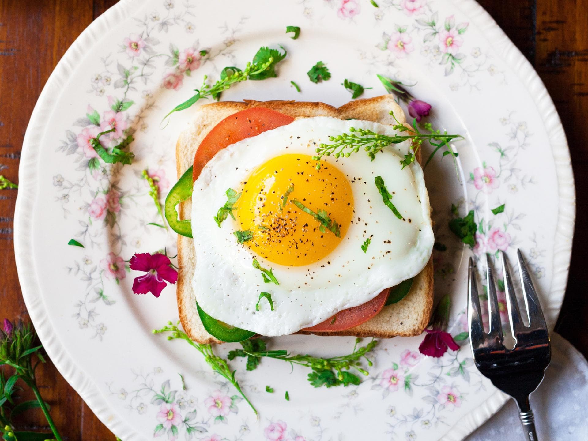 eier-on-toast