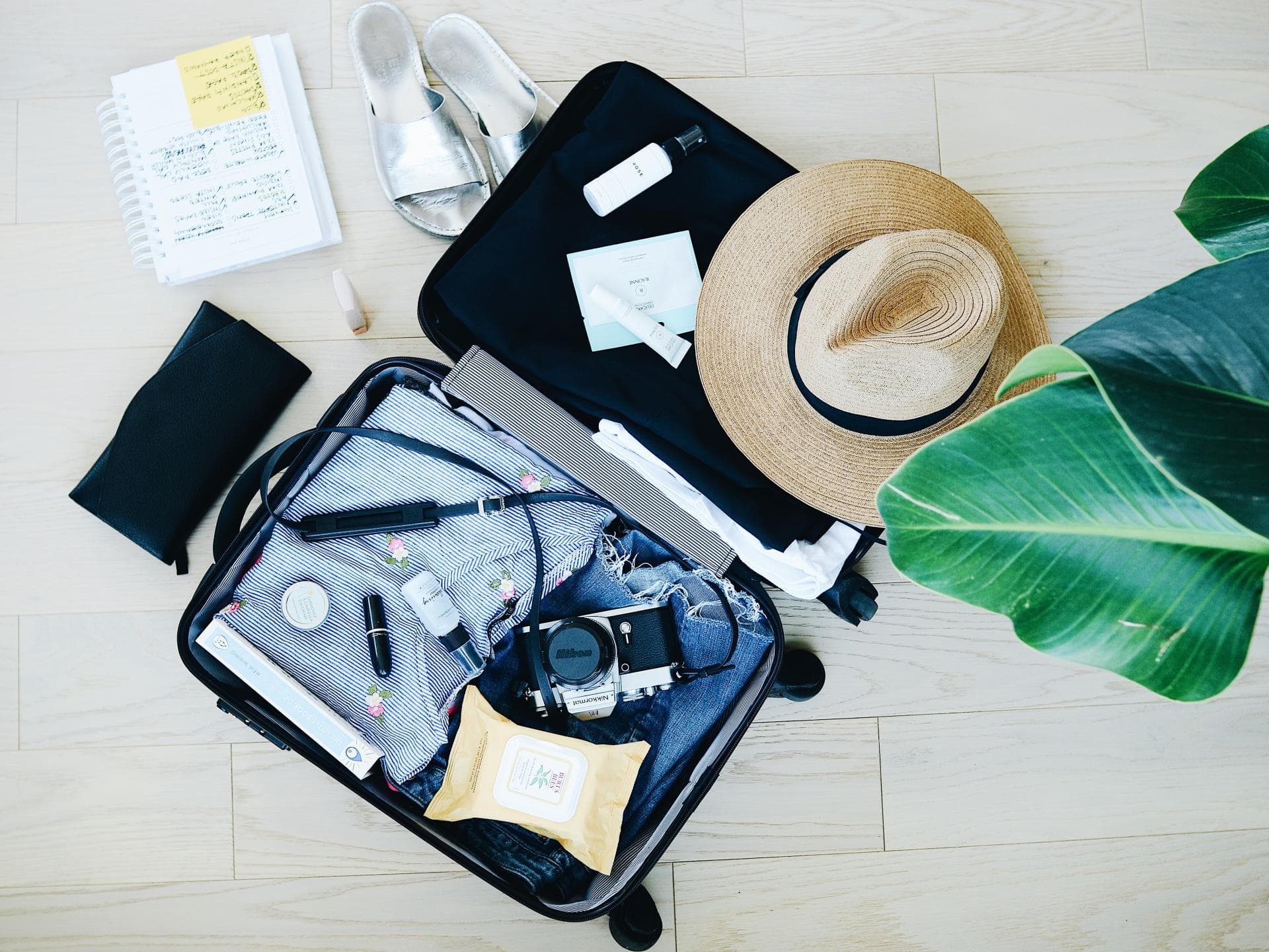 Koffer packen für Reise Koffer packen für Reise