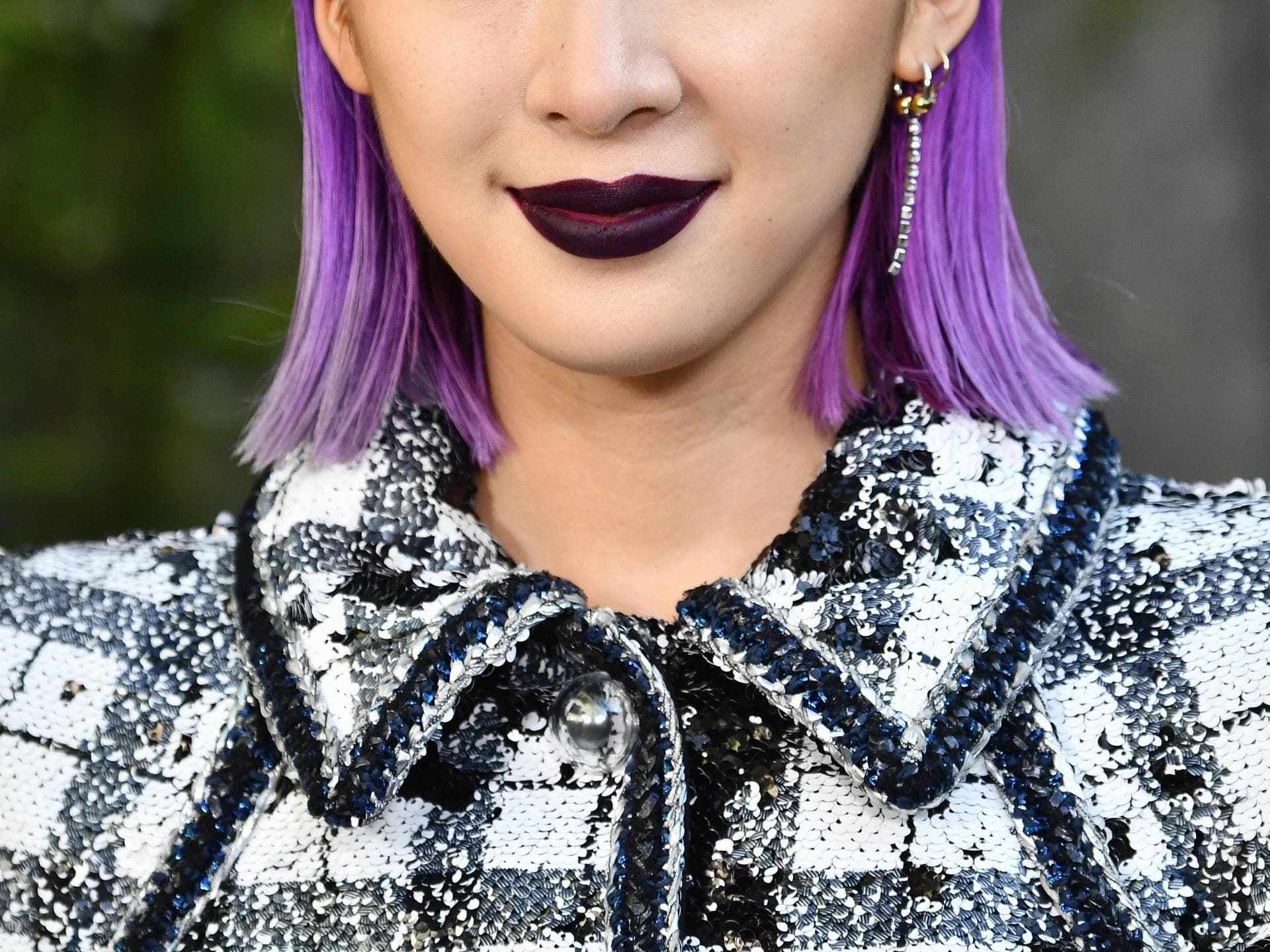 Haare lila färben