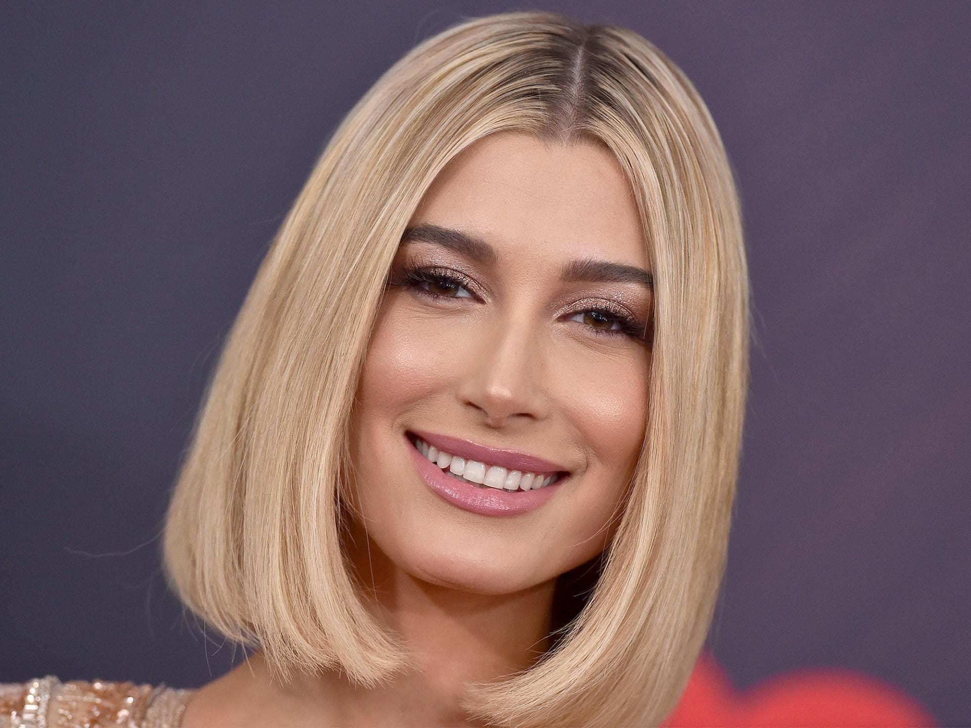 Hailey-Baldwin-Frisuren-schlank