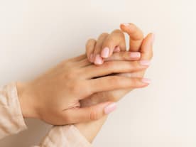 BB Cream Nails: Gepflegte Nägel mit Nagellack