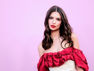 Emily Ratajkowski