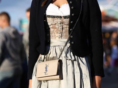 Dirndl beliebte Farben 